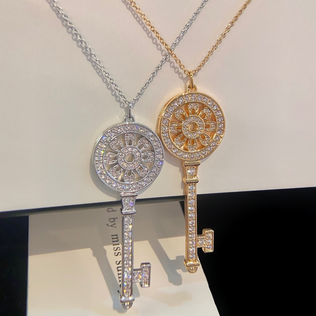 Tiffany Keys Collection Long Sunflower Diamond Necklace (Large Size). - SUPER-MIRROR