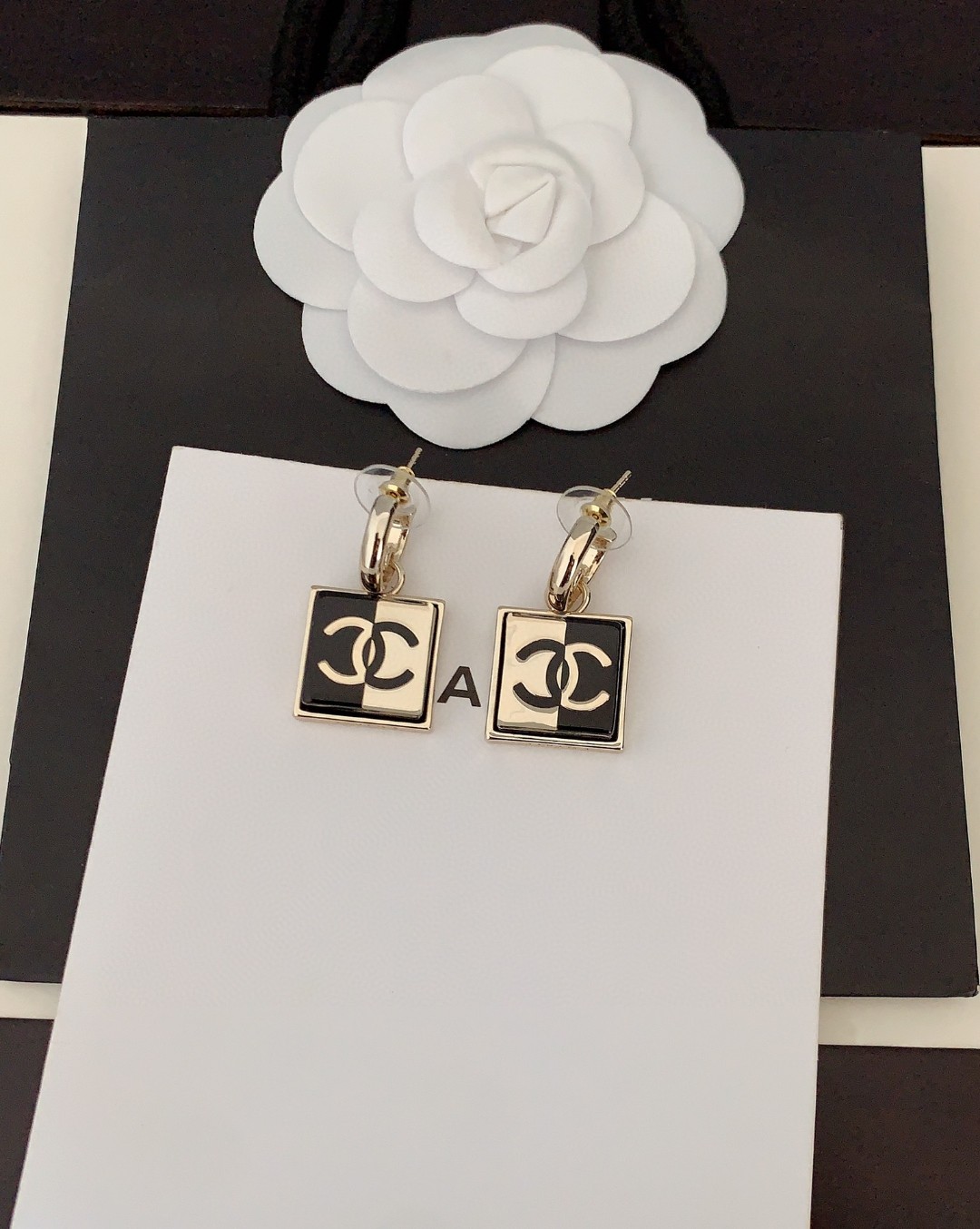 Chanel Earring 016 - Image 7
