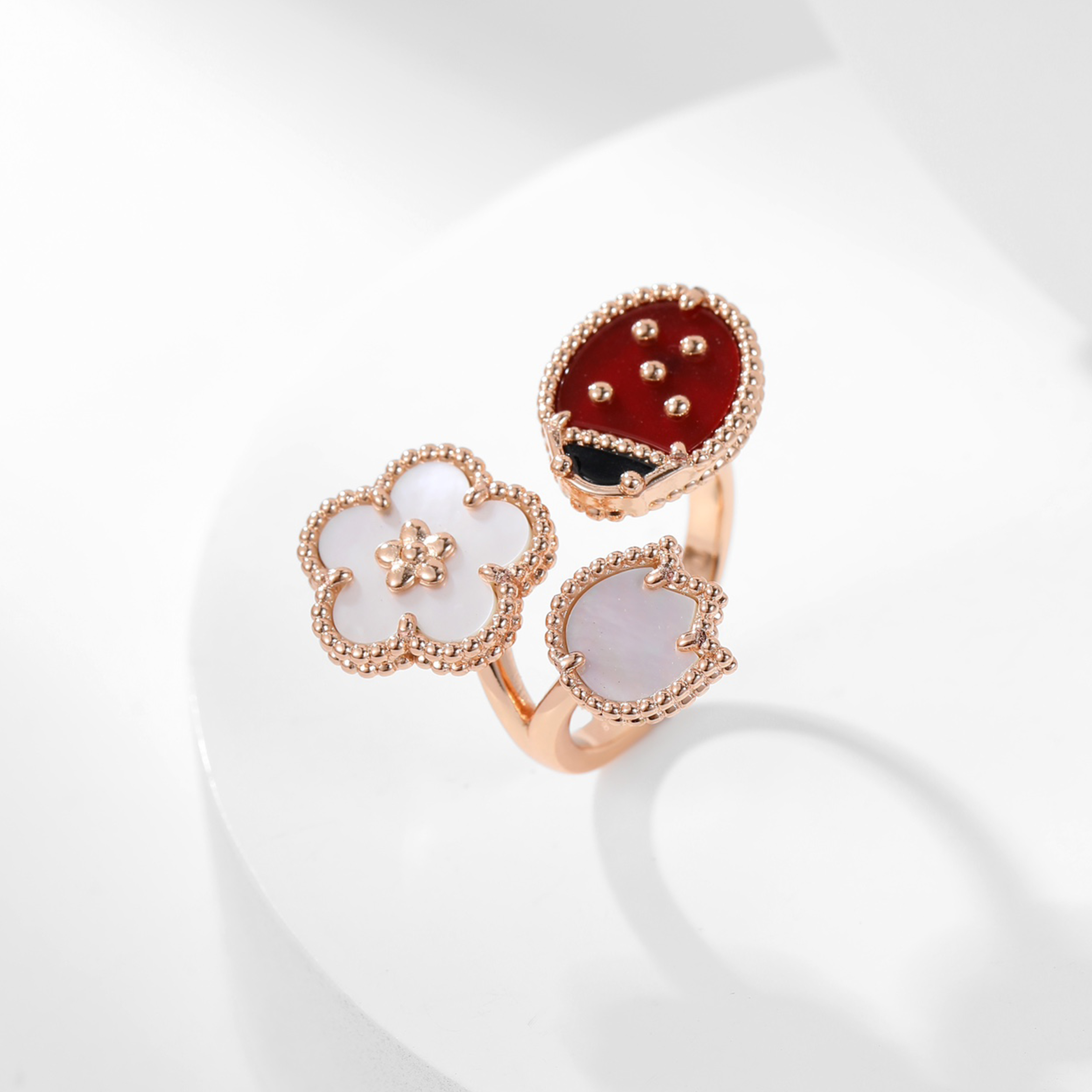 Van Cleef & Arpels Lucky Spring Collection Ladybug Ring - SUPER-MIRROR