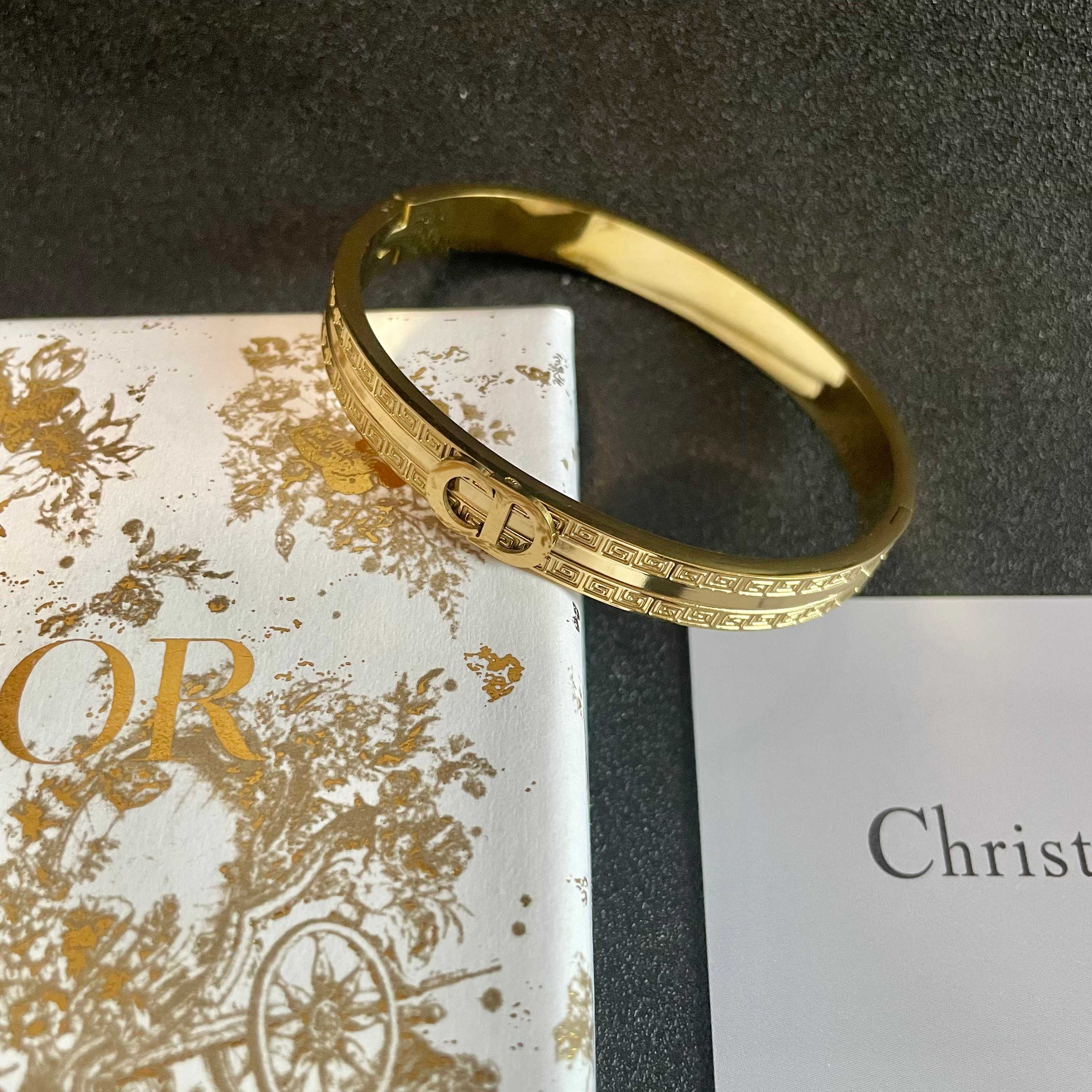 Dior Jewelry Bangle Dior new beautiful open bracelet can be salty but sweet - PONI - Image 5