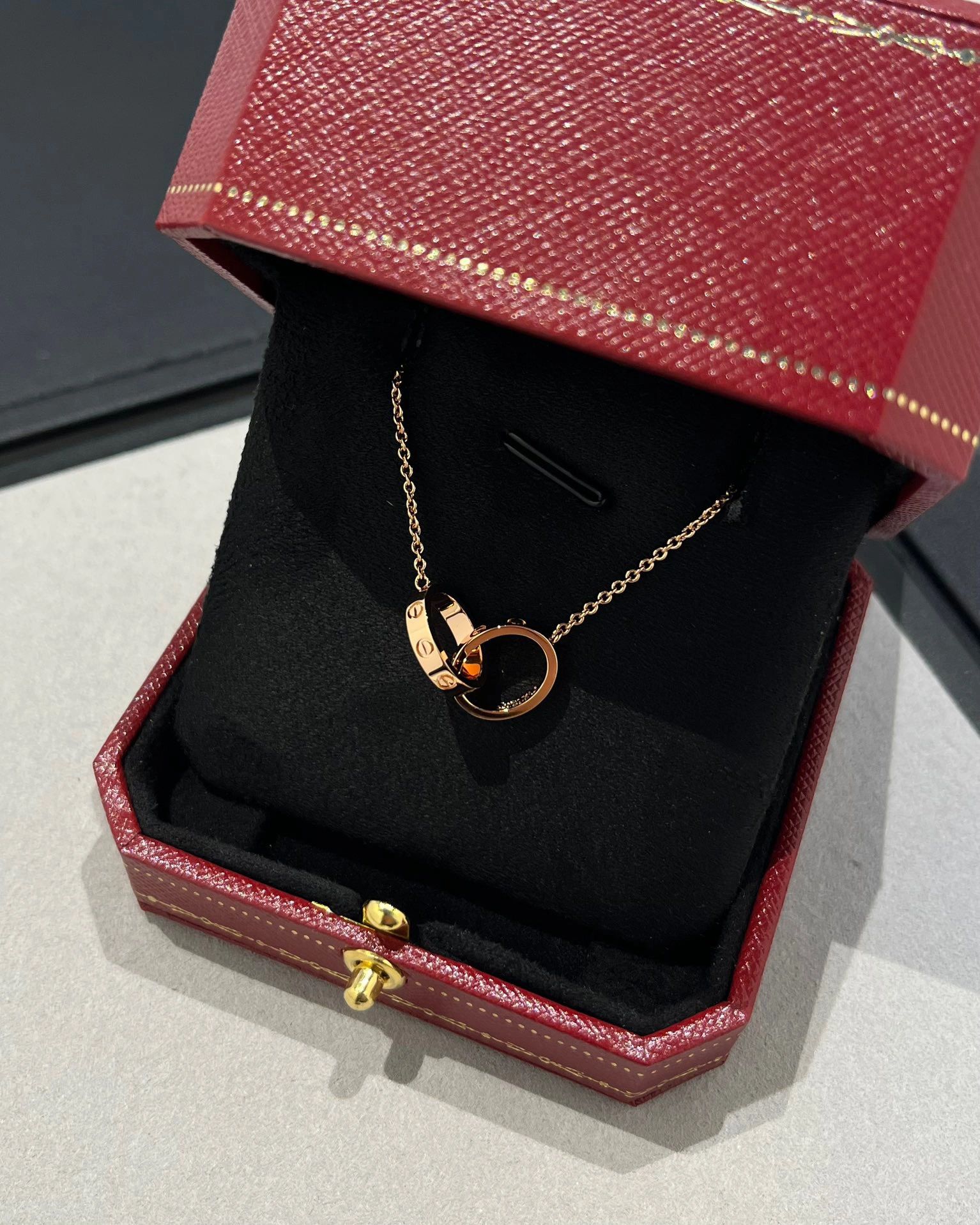 Cartier gold double circle necklace - Image 4