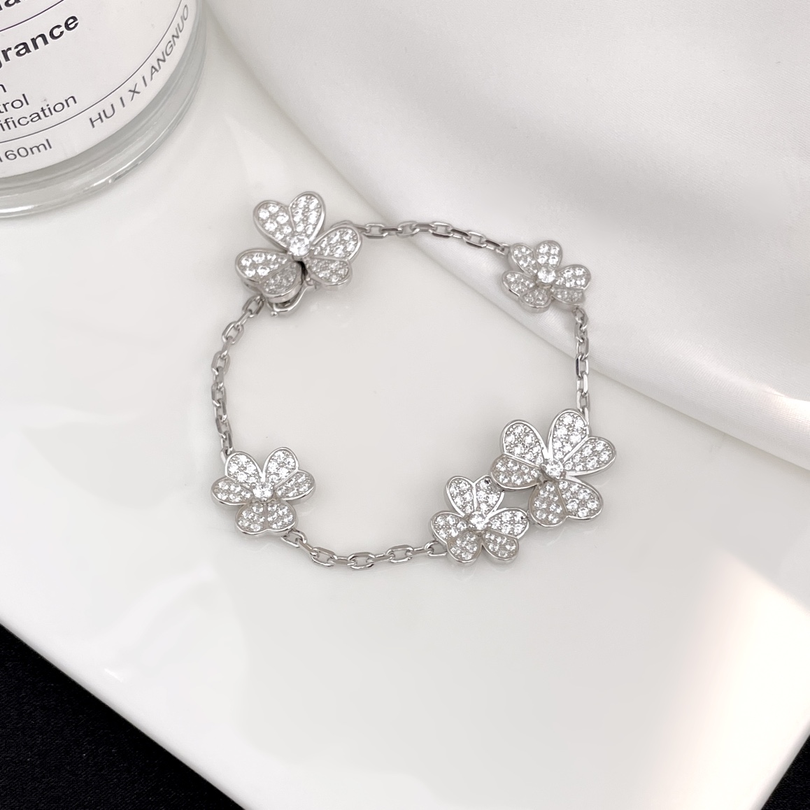 Van Cleef & Arpels Frivole 5-Motif Full Diamond Bracelet. - SUPER-MIRROR