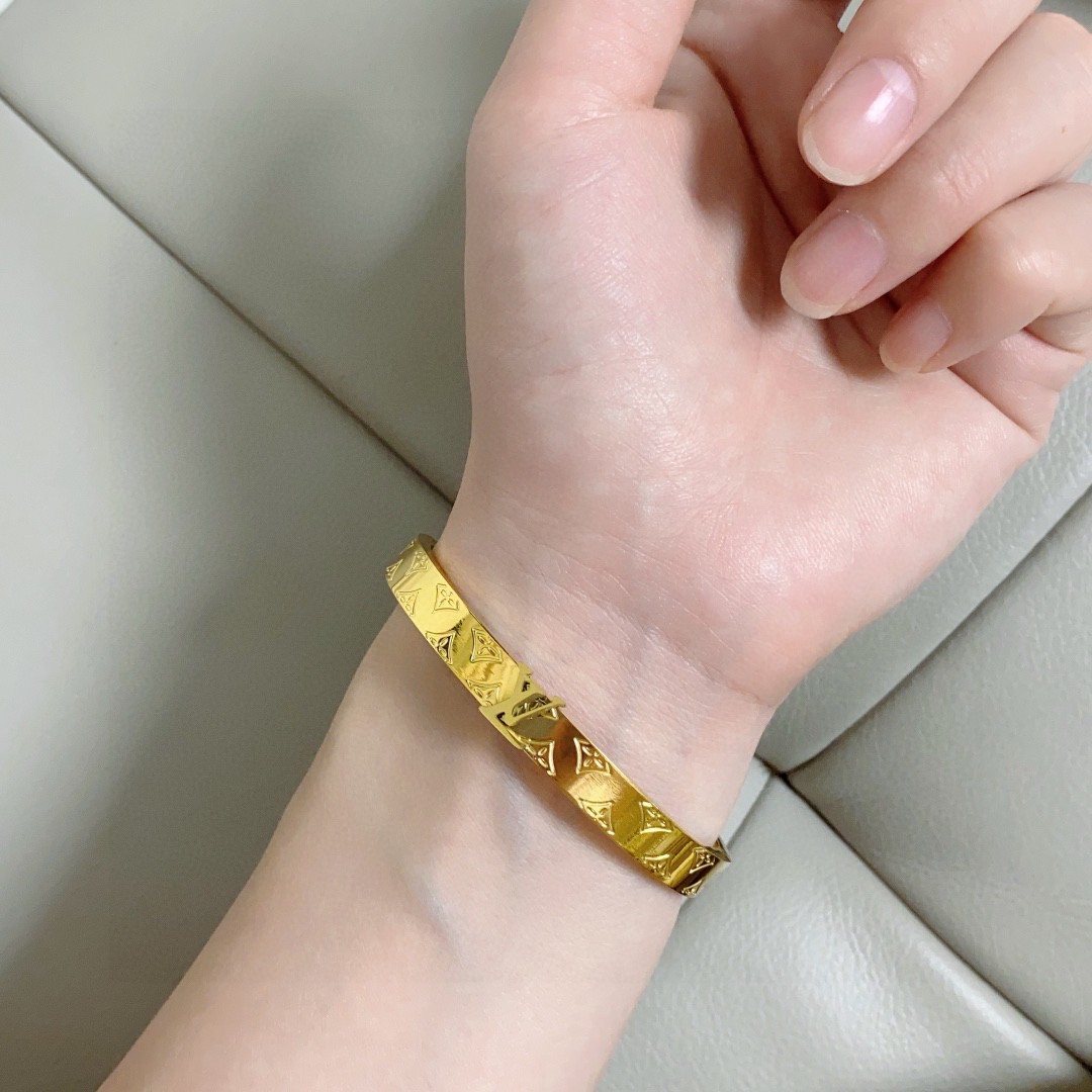 Louis Vuitton Jewelry Bangle LV letter Logo gold bracelet - PONI - Image 7