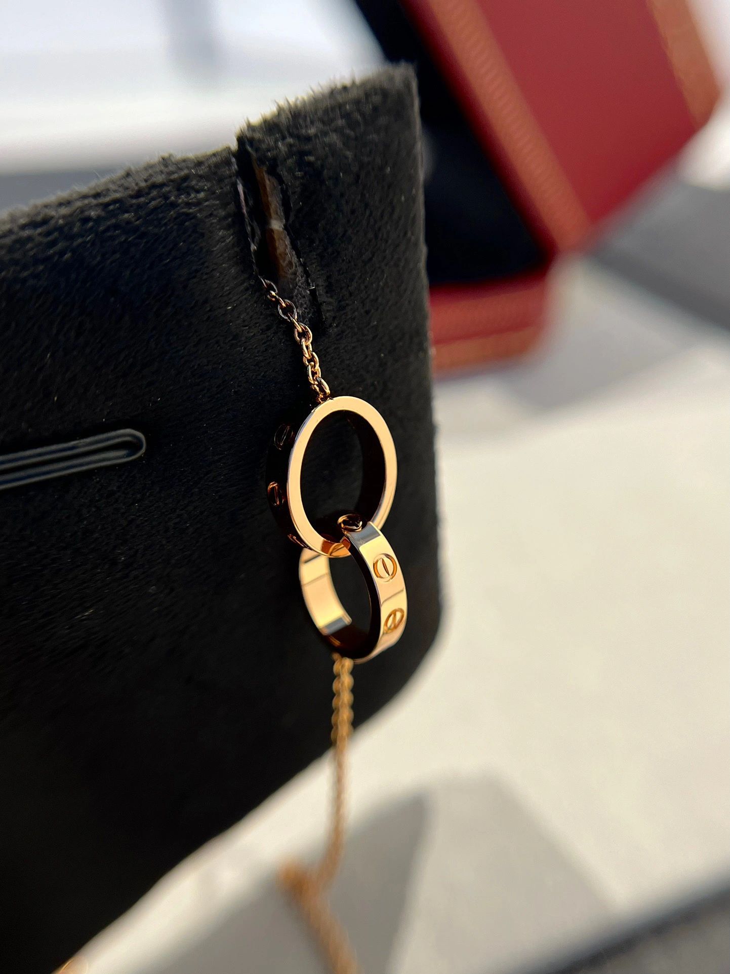 Cartier gold double circle necklace - Image 6