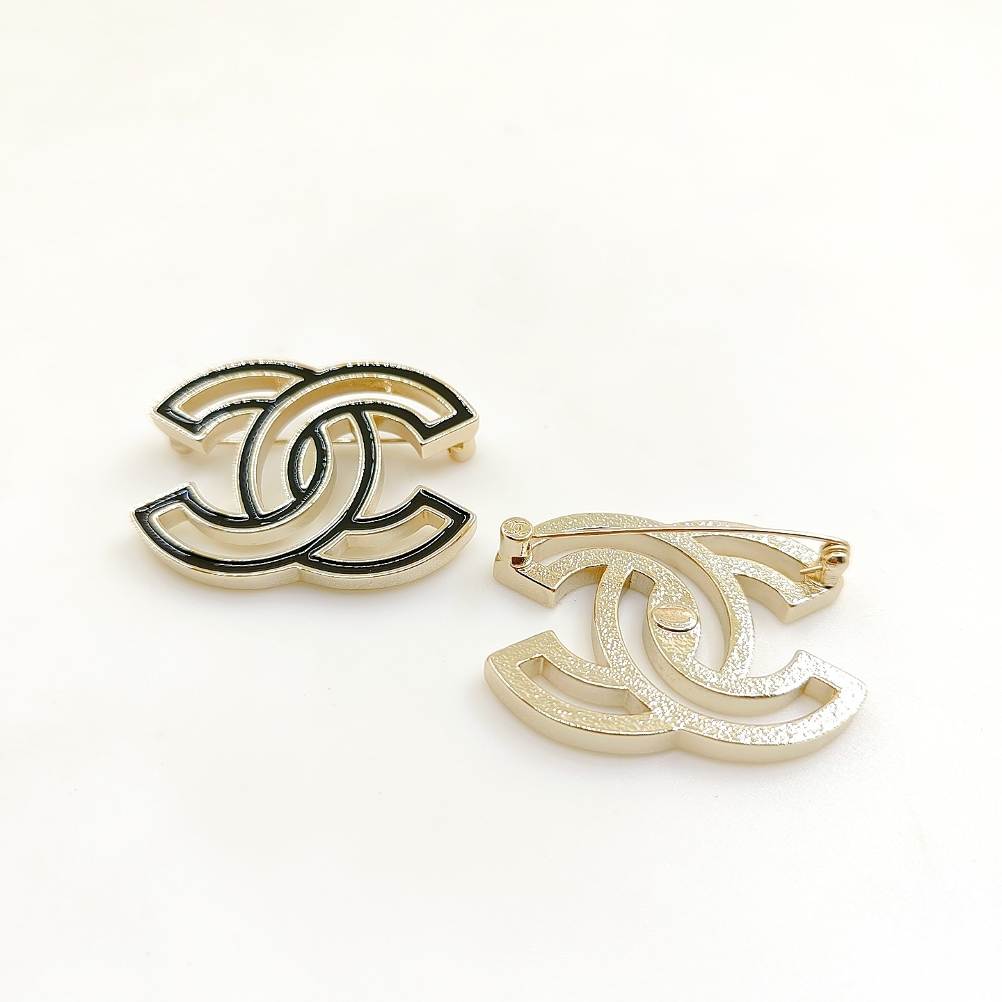 Chanel Brooch 002 - Image 3