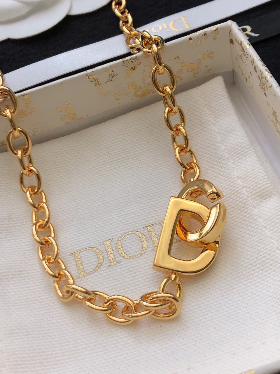 Dior Jewelry Necklace Gold Pendant - PONI - Image 4