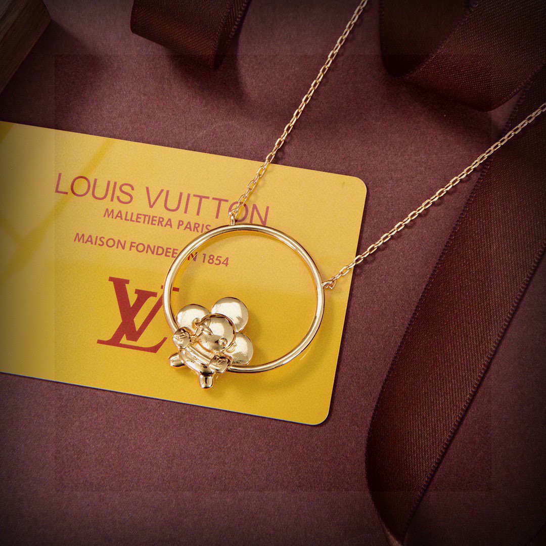 Louis Vuitton Jewelry Necklace Classic elements of street shooting in catwalk - PONI - Image 3