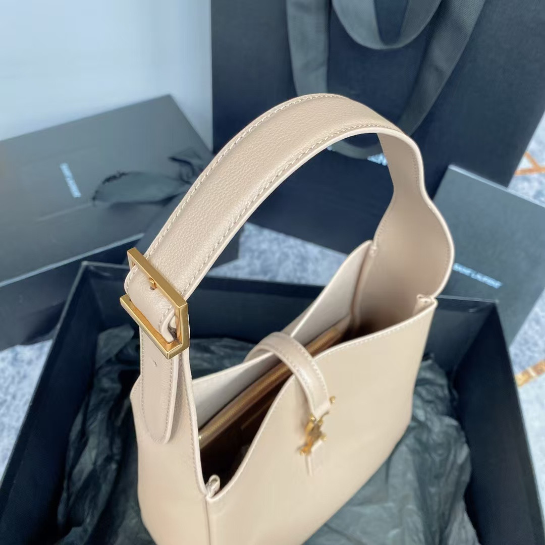 YSL LE 5 À 7 supple small in grained leather Dusty Grey 23x22x8cm - Image 7