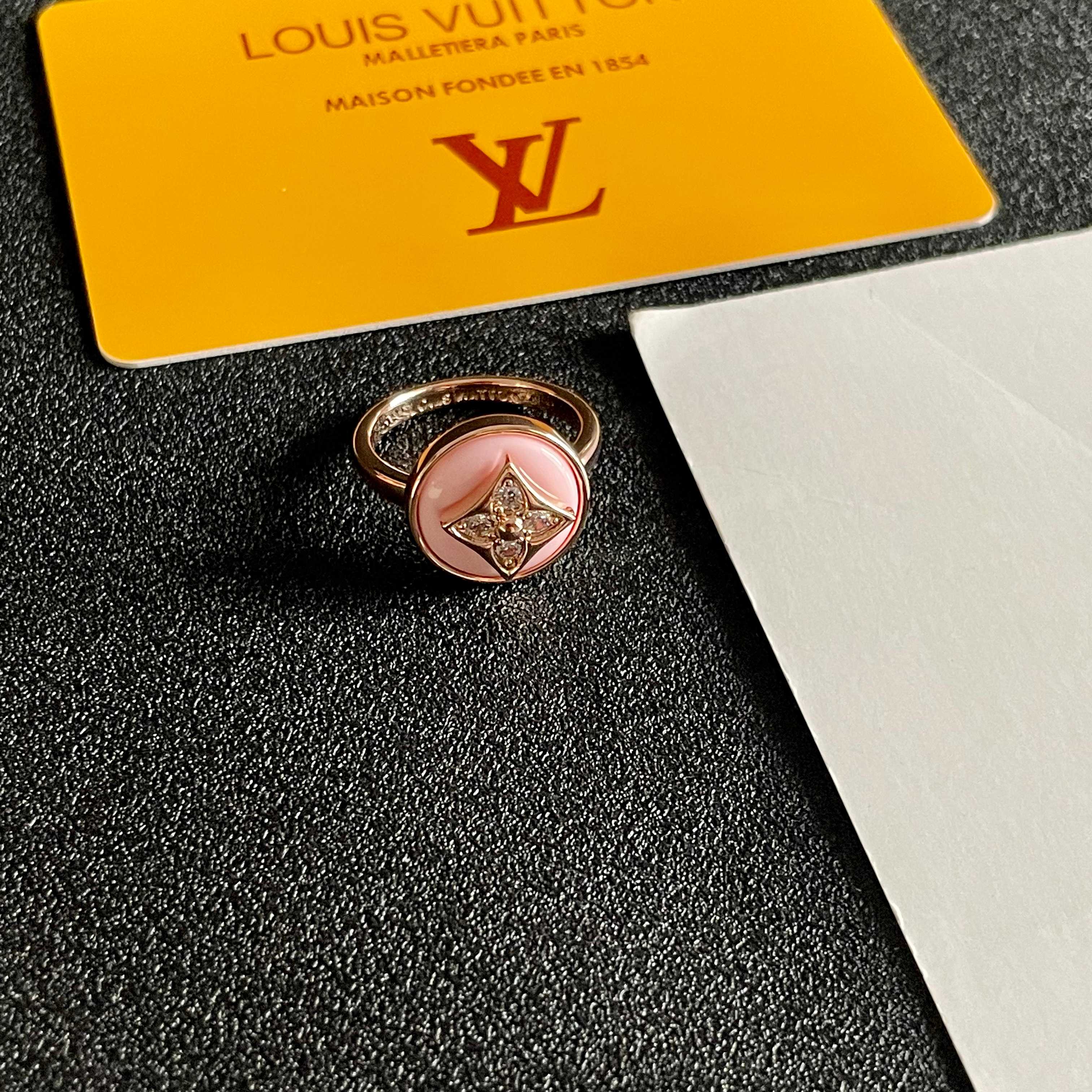 Louis Vuitton Jewelry Rings  Imported diamond four-leaf clover series modeling ring - SUPER-MIRROR