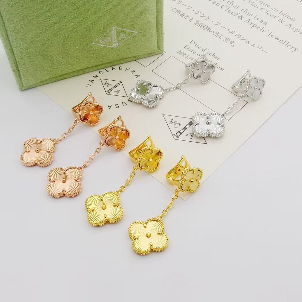 Van Cleef & Arpels Jewelry Earring Four-leaf clover double-eared car flower - SUPER-MIRROR