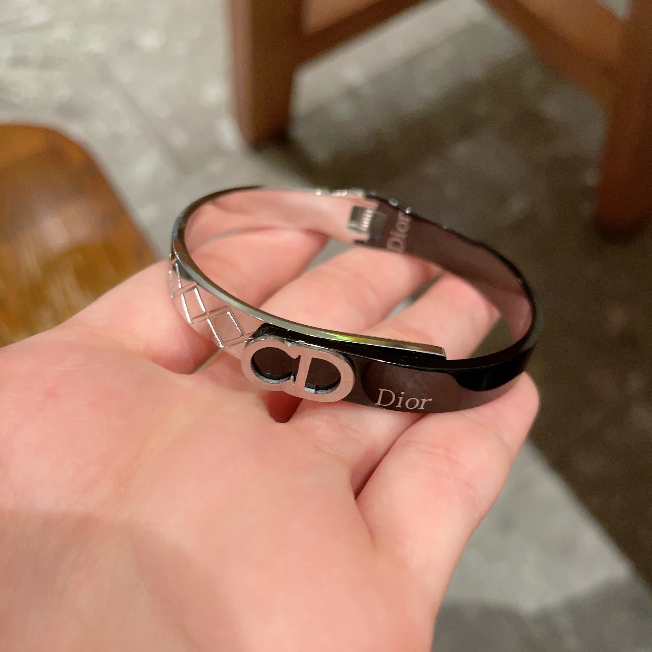 Dior Jewelry Bangle Dior new beautiful open bracelet can be salty but sweet - PONI