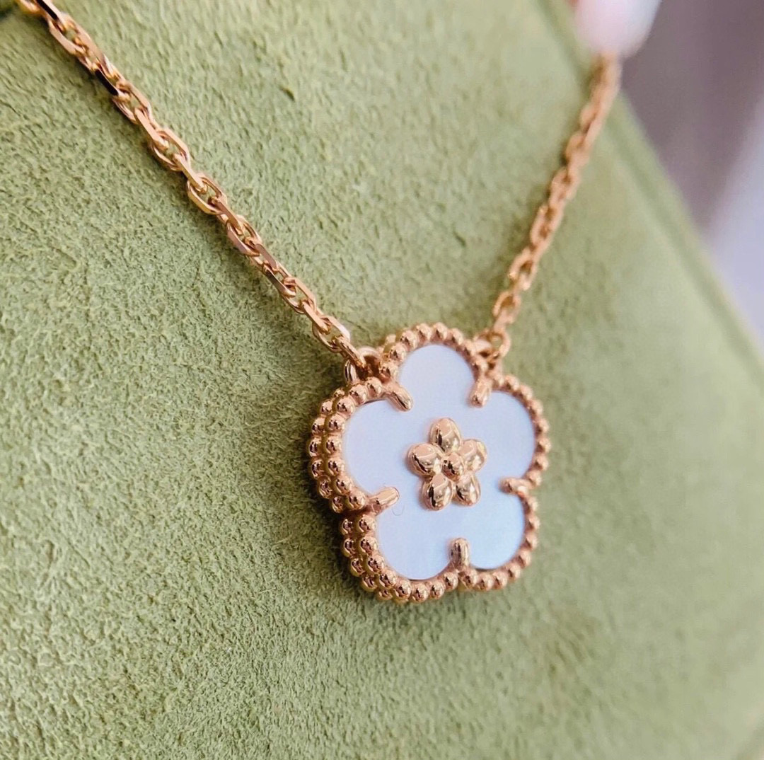Van Cleef & Arpels Jewelry Bracelets  Plum Blossom Necklace - SUPER-MIRROR