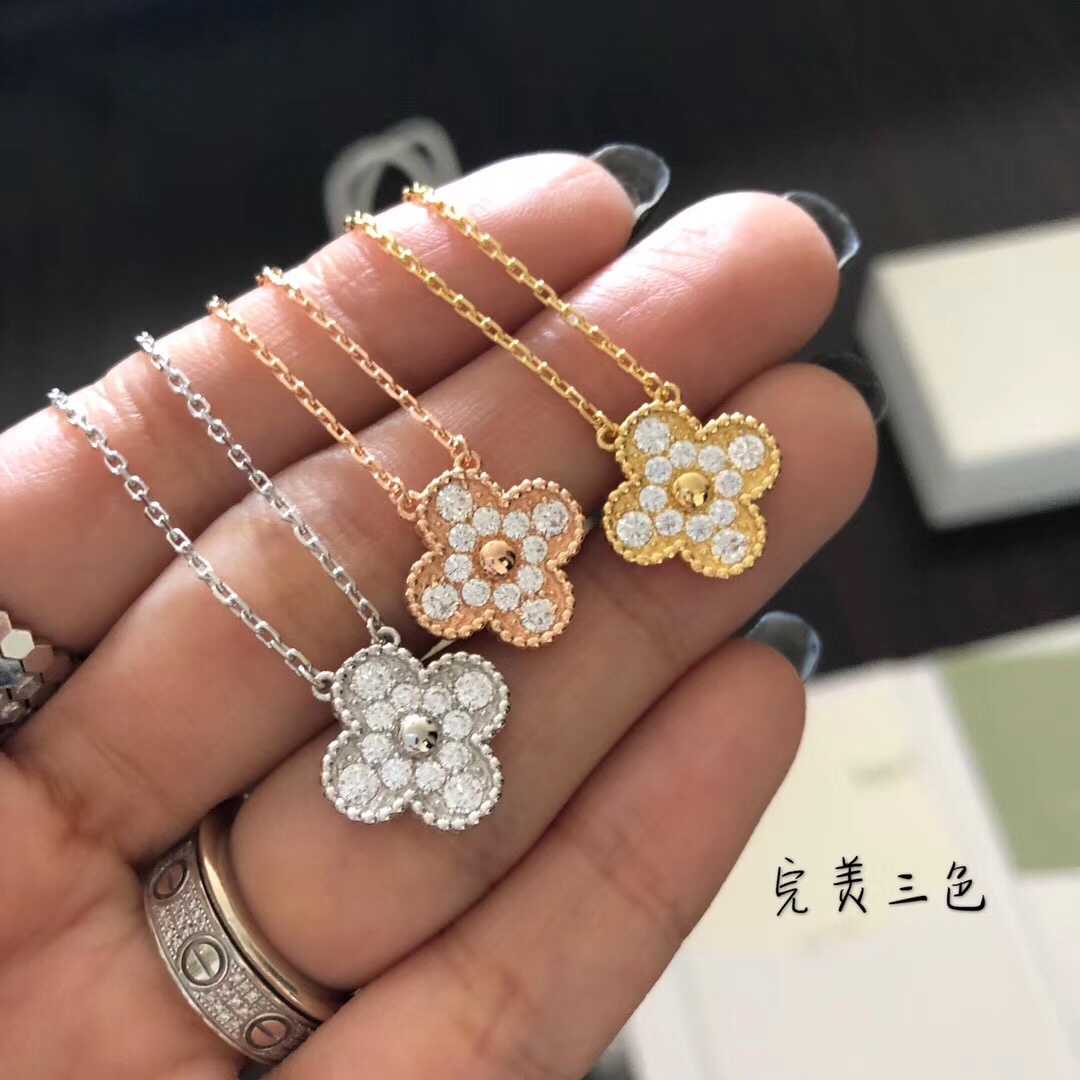 Van Cleef & Arpels JewelryNecklace  Full diamond four-leaf clover necklace - SUPER-MIRROR