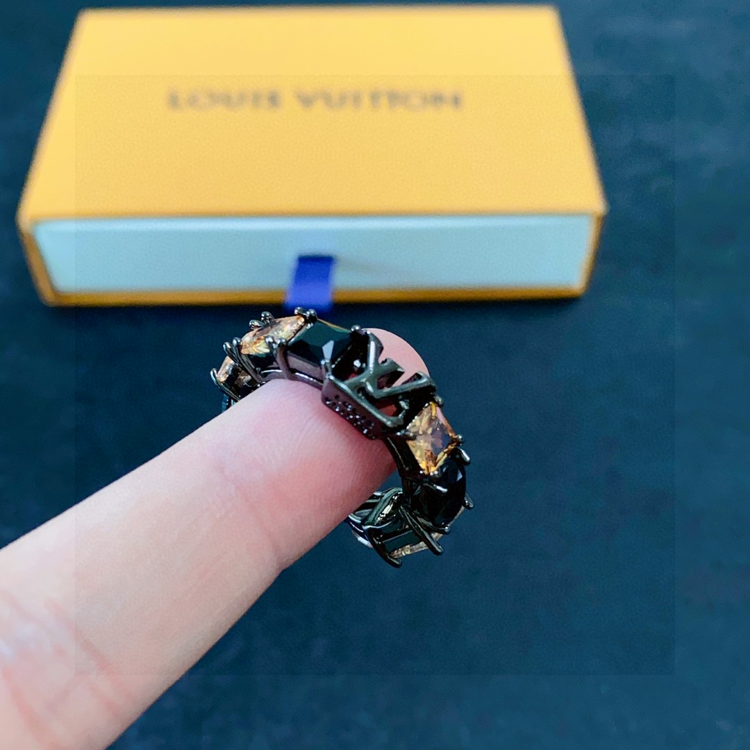 Louis Vuitton Jewelry Rings imported black diamond zircon series modeling ring neutral - PONI - Image 6