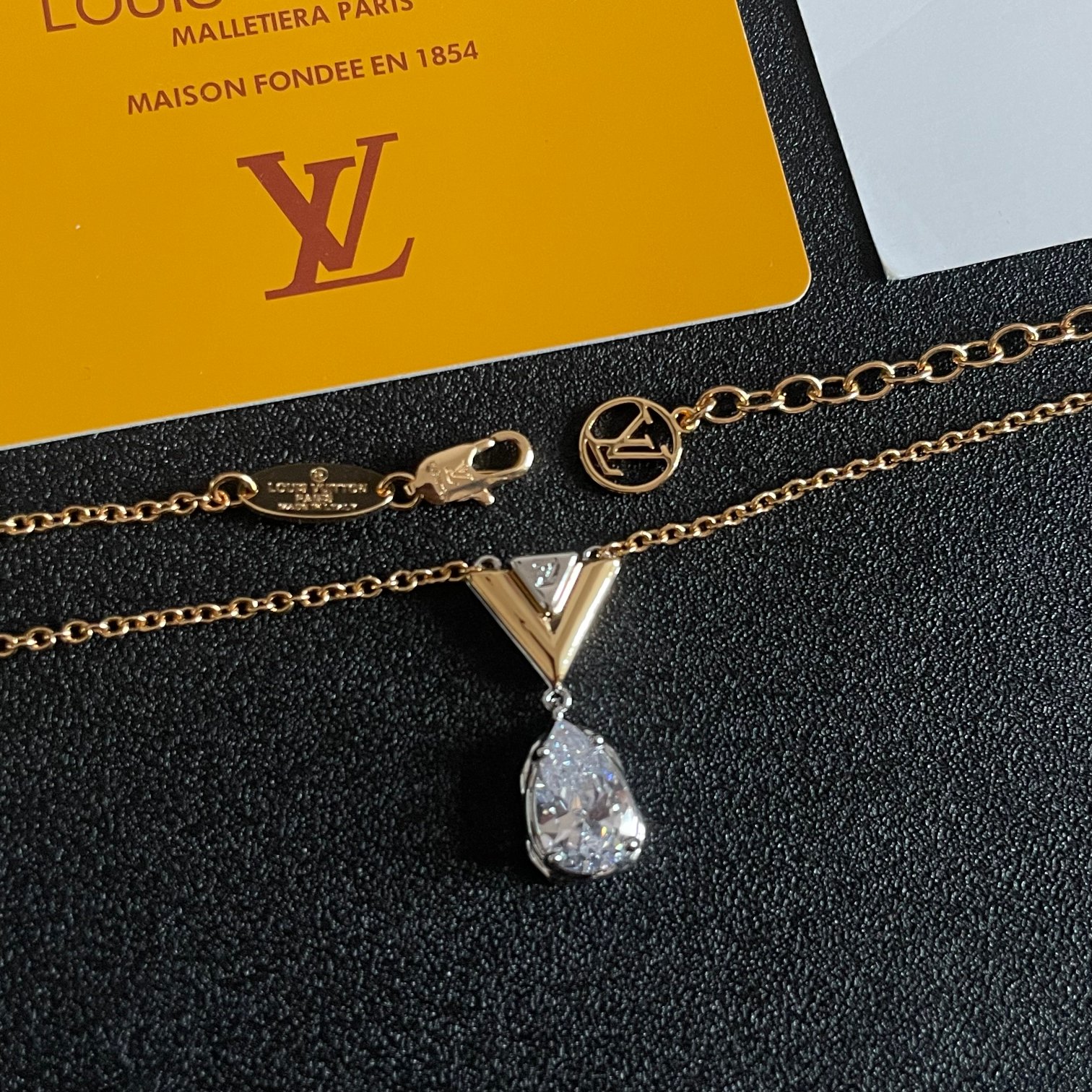 Louis Vuitton Jewelry Necklace LV Classic Graphic Concept - SUPER-MIRROR