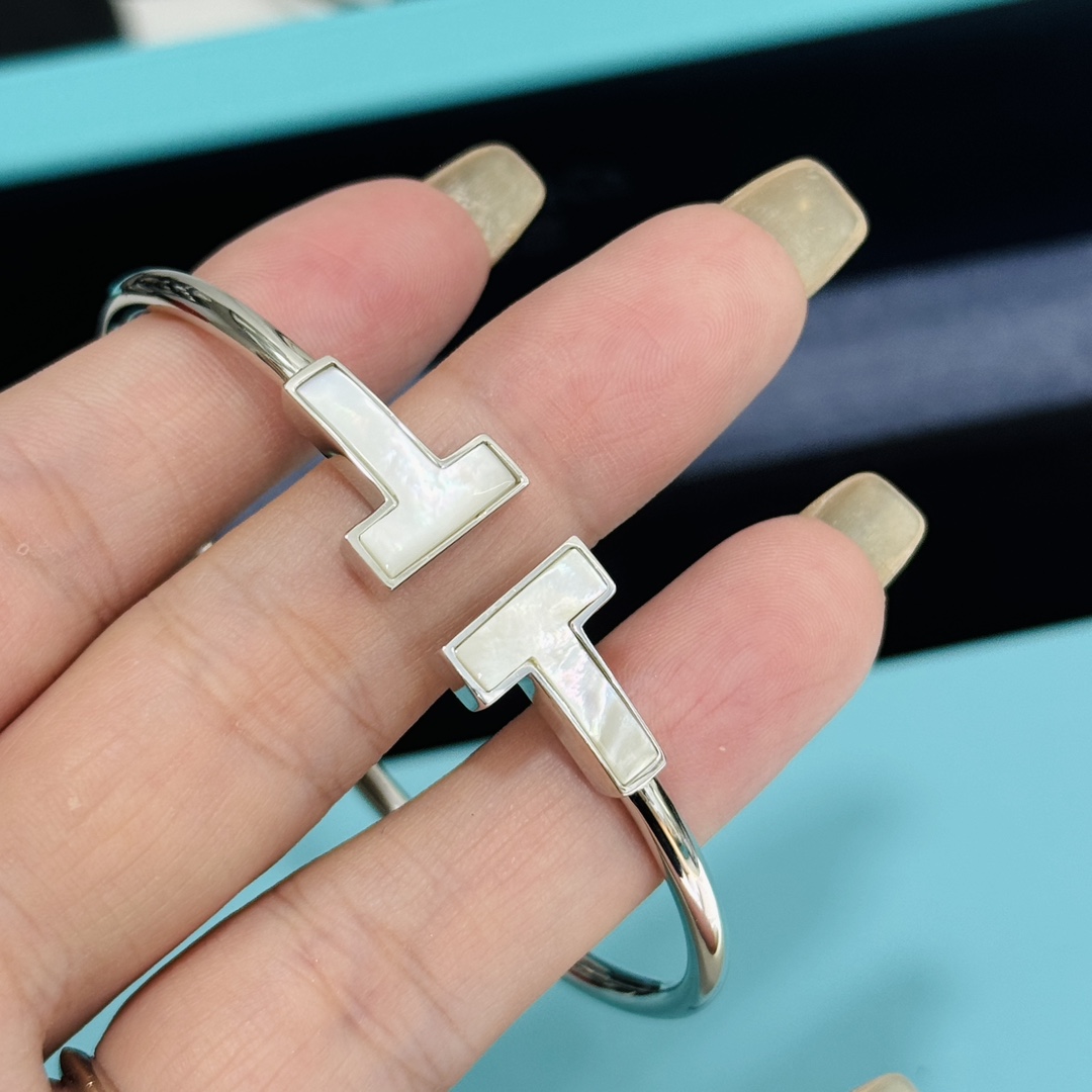 Tiffany & Co. Bracelets 002 - PONI - Image 4