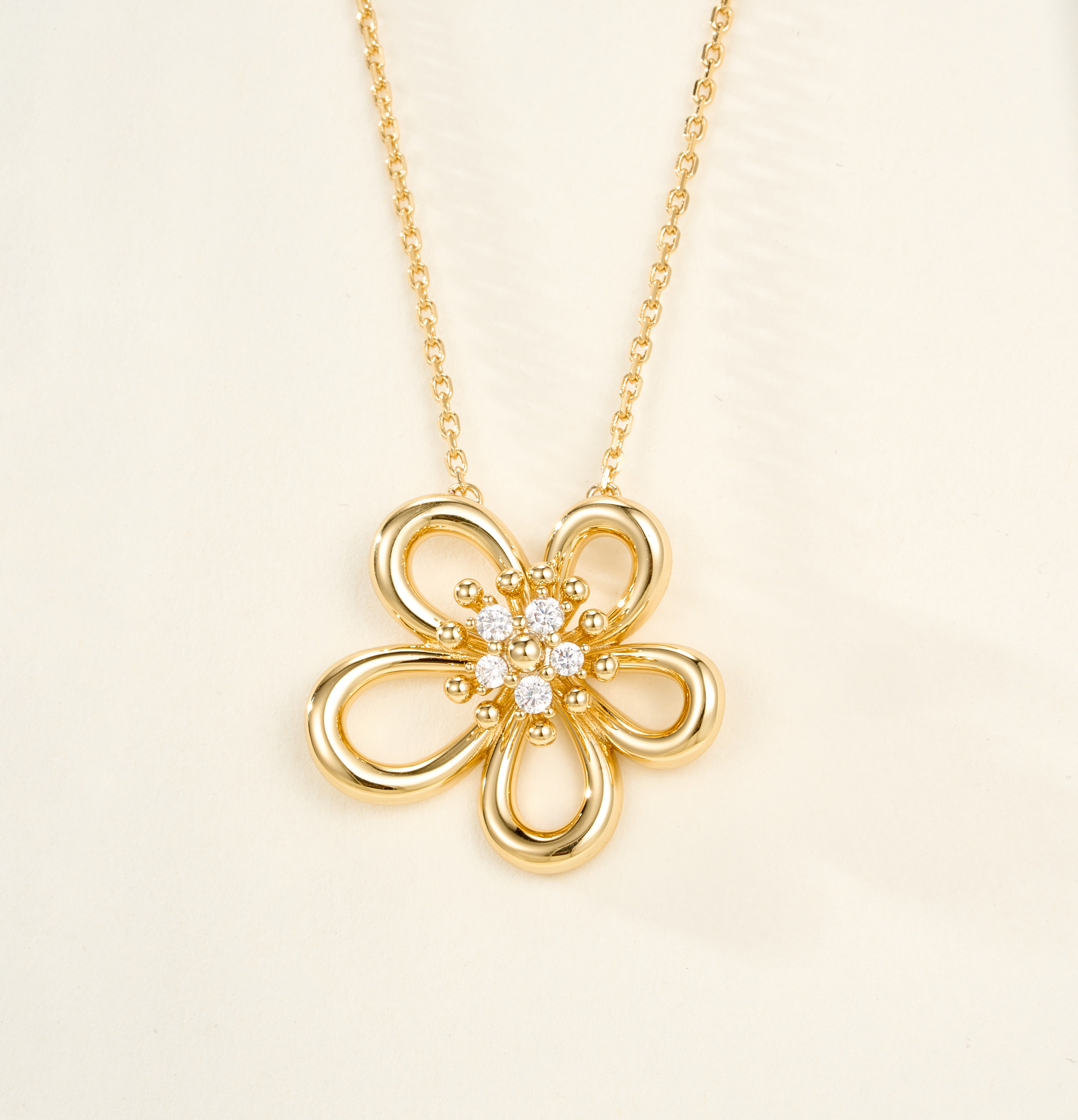 Van Cleef & Arpels FLOWERLACE Lace Flower Collection Necklace - SUPER-MIRROR