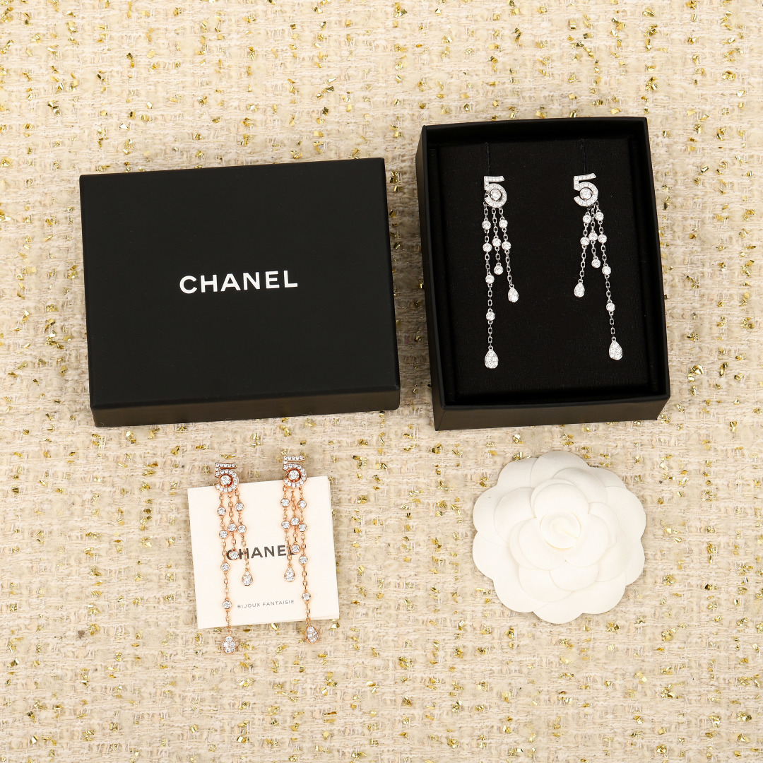 Chanel Eternal N&deg;5 Collection Earrings