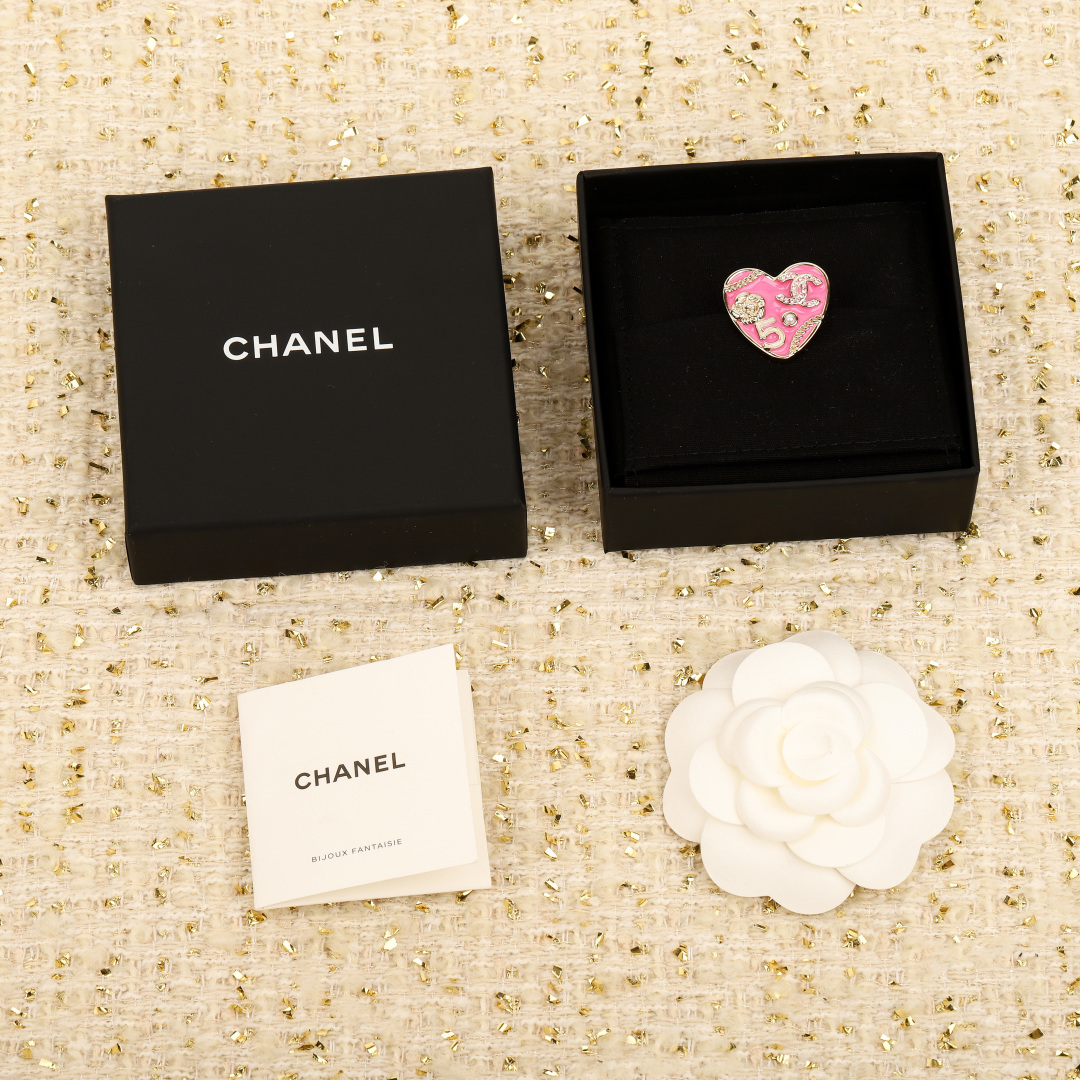 Chanel Enamel Drip Heart Double C Brooches