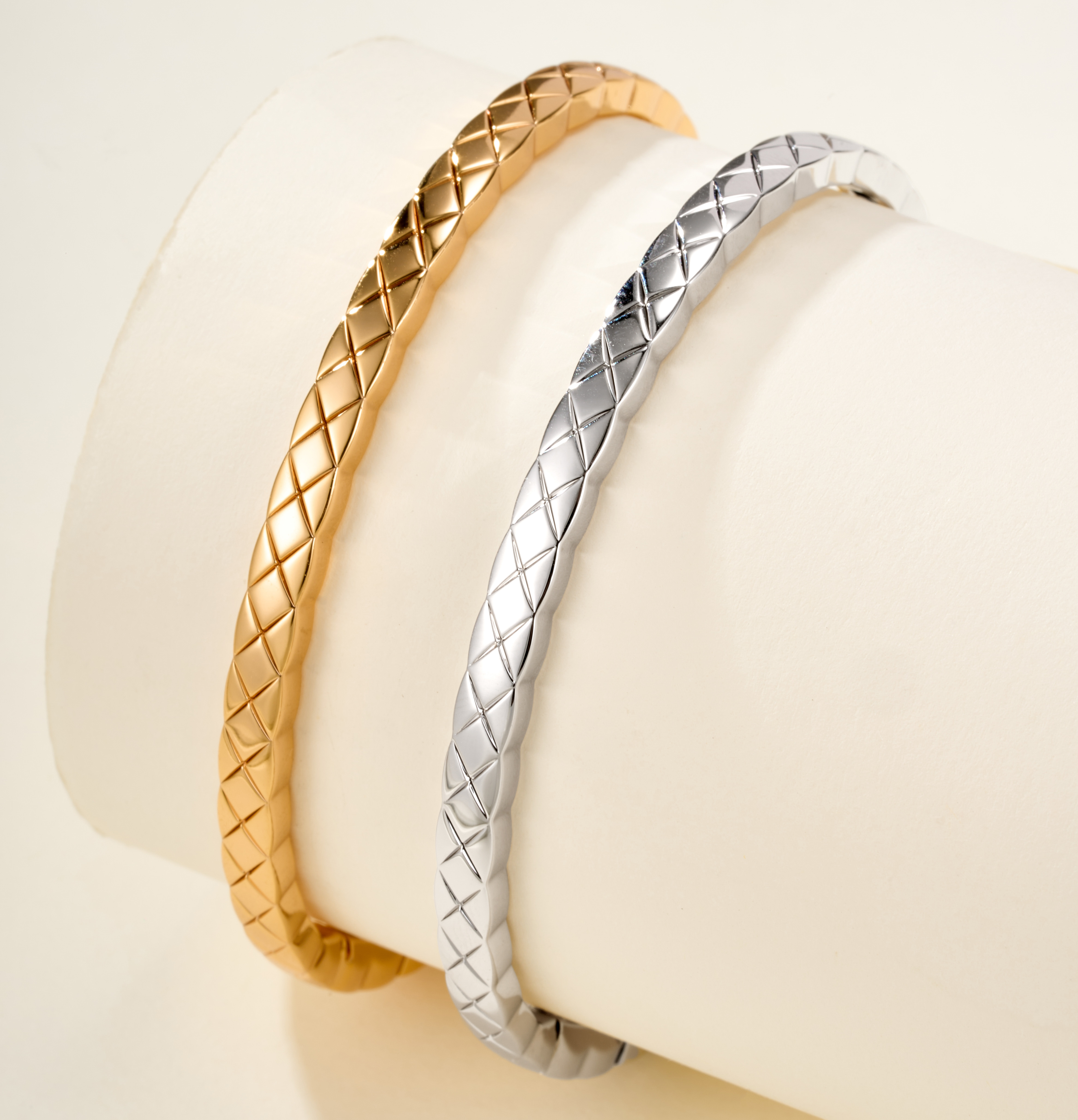 Chanel Coco Crush Slim Deluxe Quilted Bangle