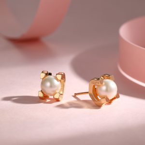 Alternative view of Cartier Bull Head Pearl Earring - SUPER-MIRROR