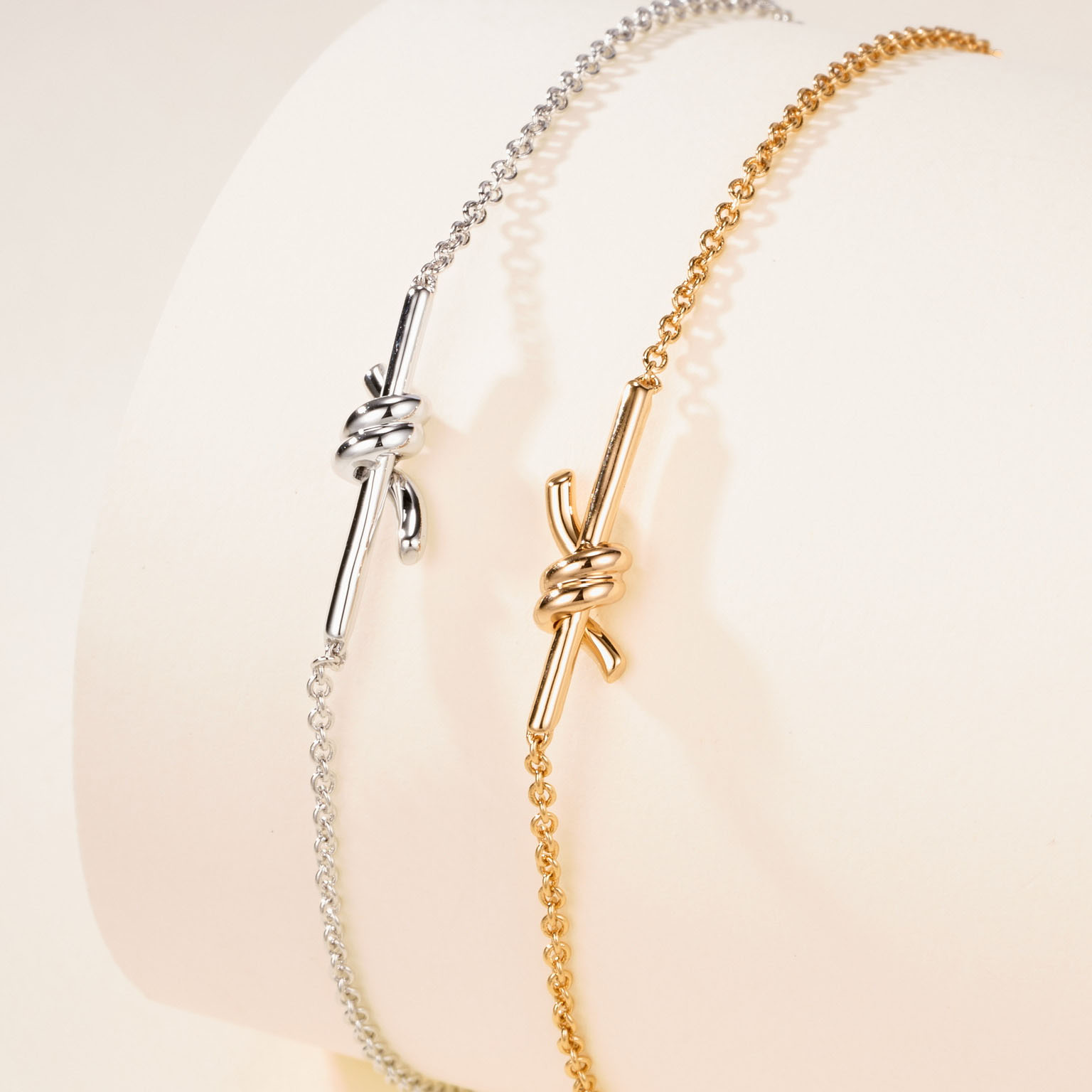 Tiffany Knot Collection design Bracelet. - SUPER-MIRROR