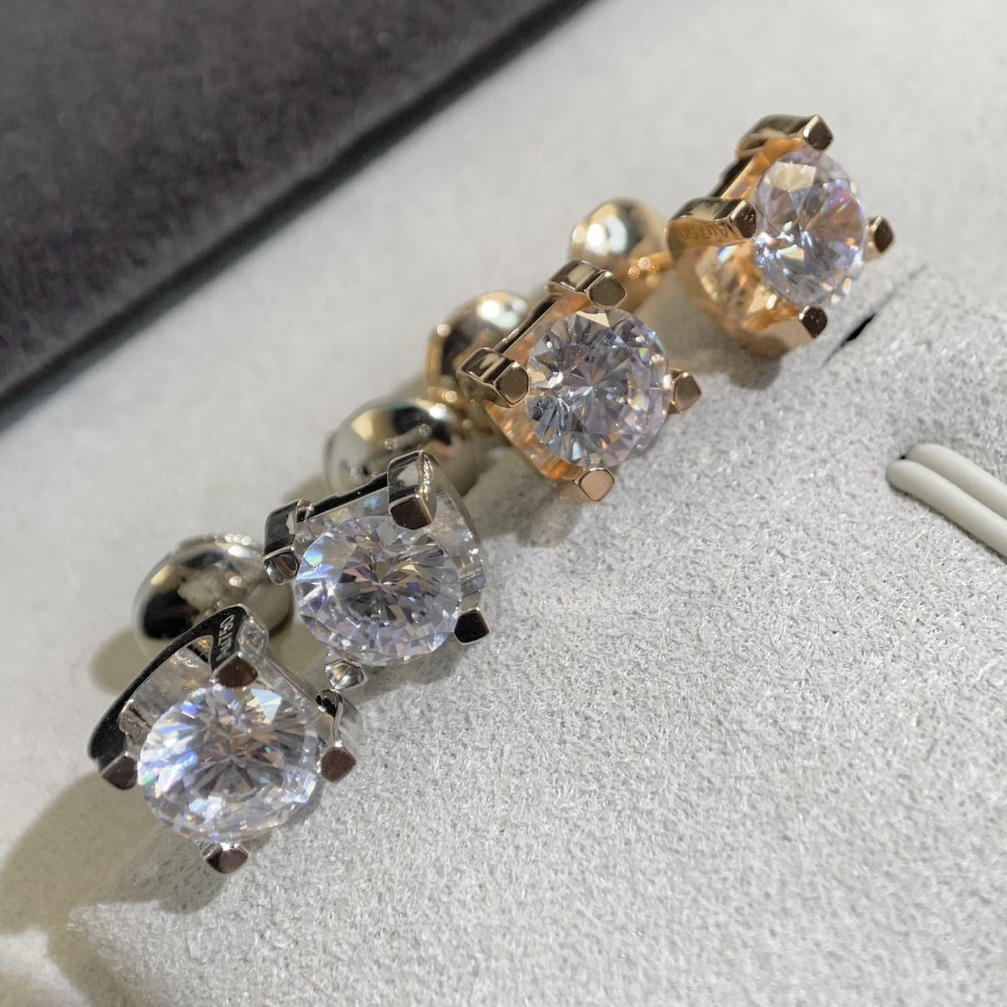 Cartier C DE CARTIER Bull Head 1ct Stud Earrings. - SUPER-MIRROR