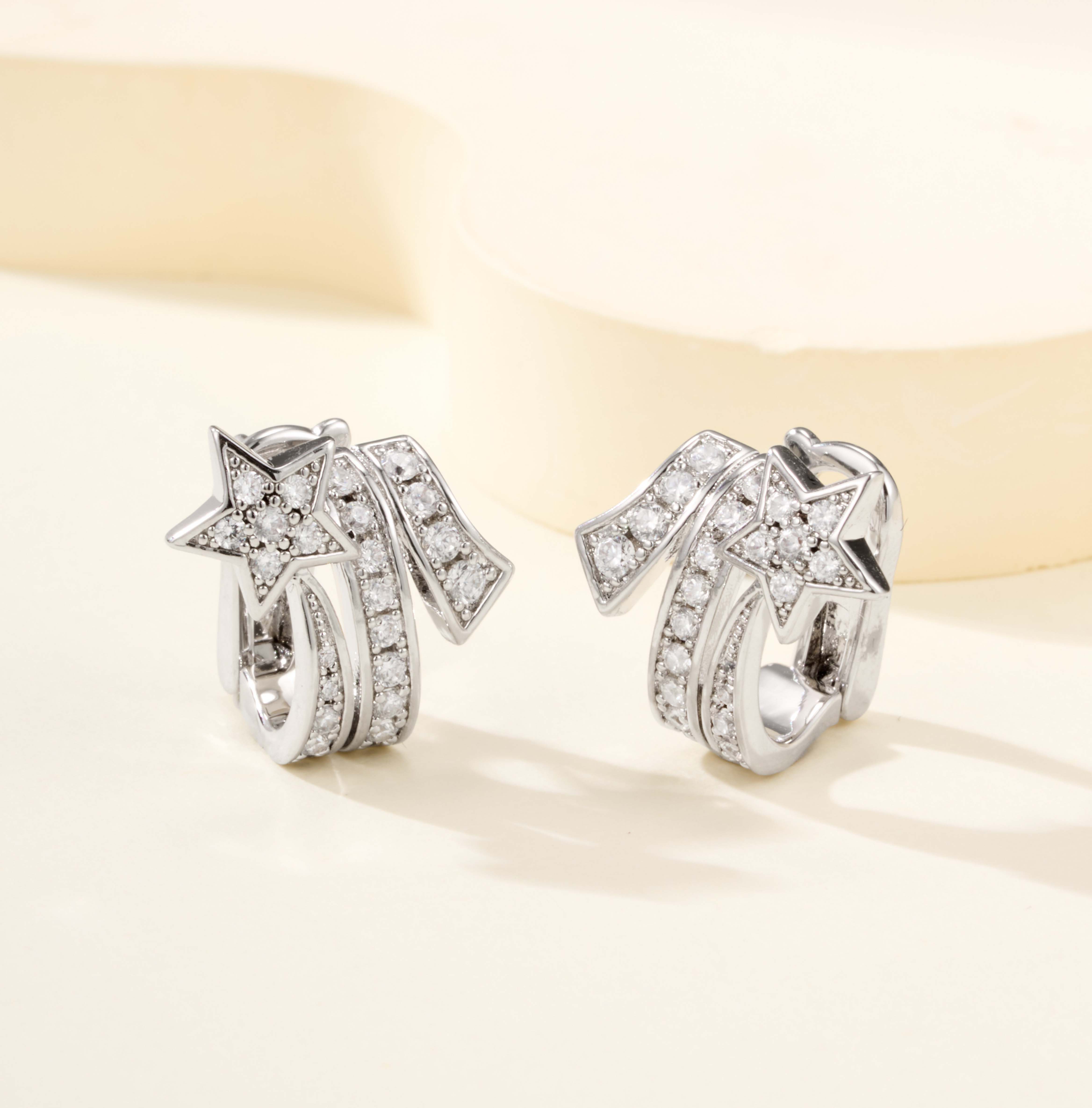 Chanel Étoile Filante Comet White Gold Full Diamond Earrings