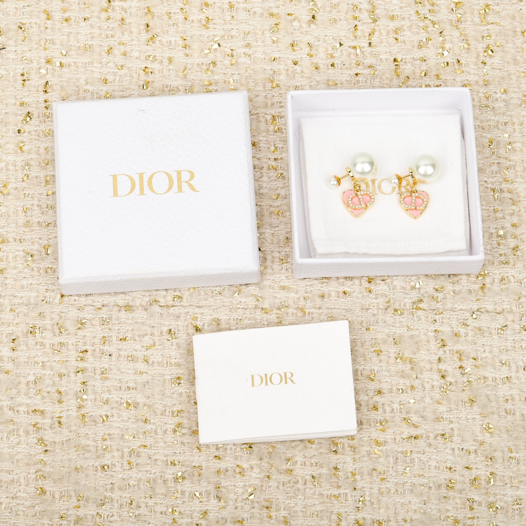 Dior Pink Heart Small and Large Pearl Stud Earrings - PONI