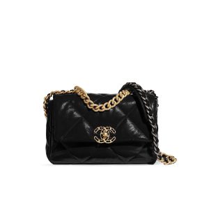 Chanel 19