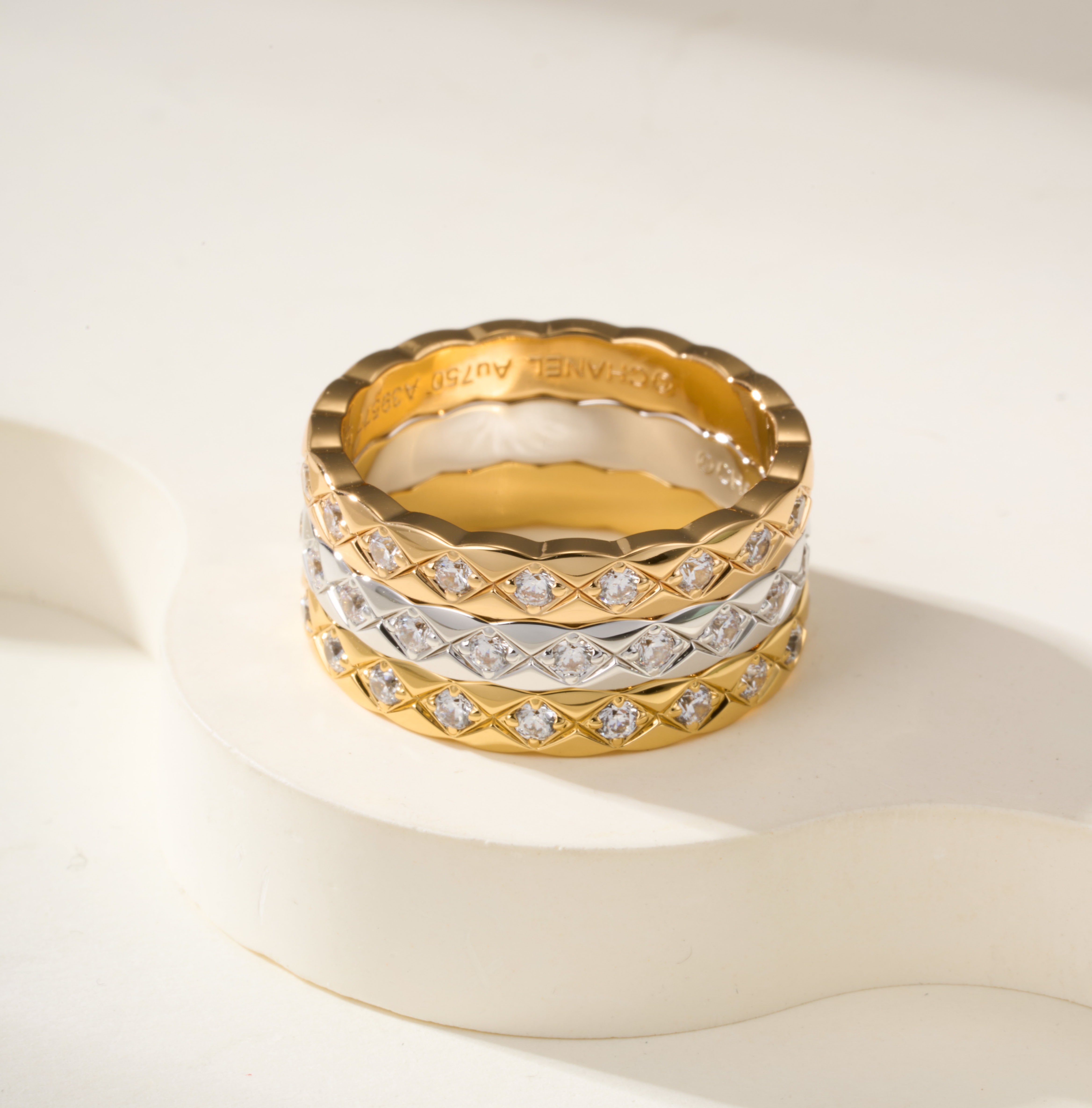 Chanel Coco Crush Diamond-Studded Diamond-Pattern Ring