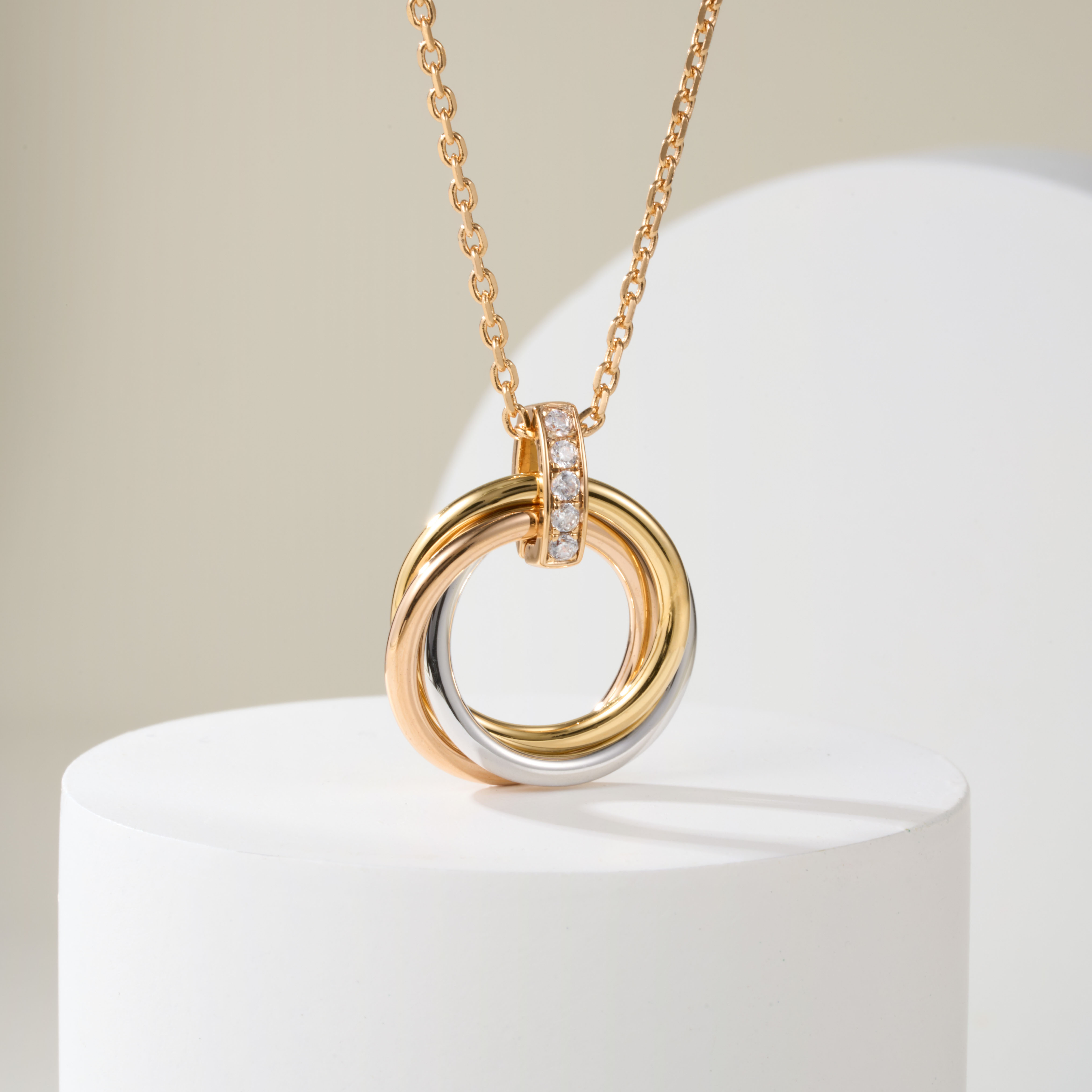 Cartier Trinity Pendant Diamond Necklace. - SUPER-MIRROR