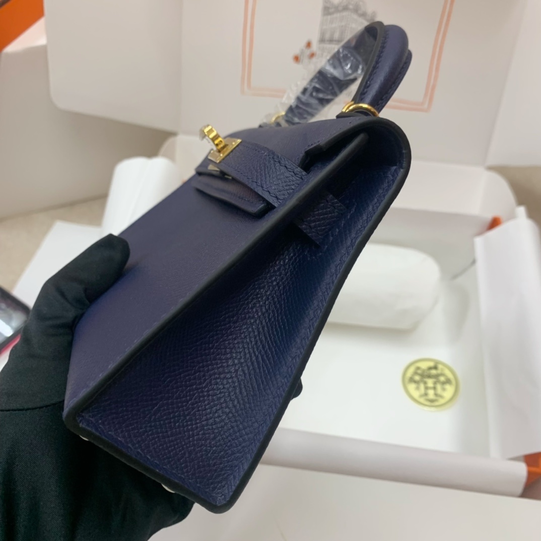 Hermès Kelly Sellier 20 Bleu Saphir Epsom Leather Gold Hardware - Image 2