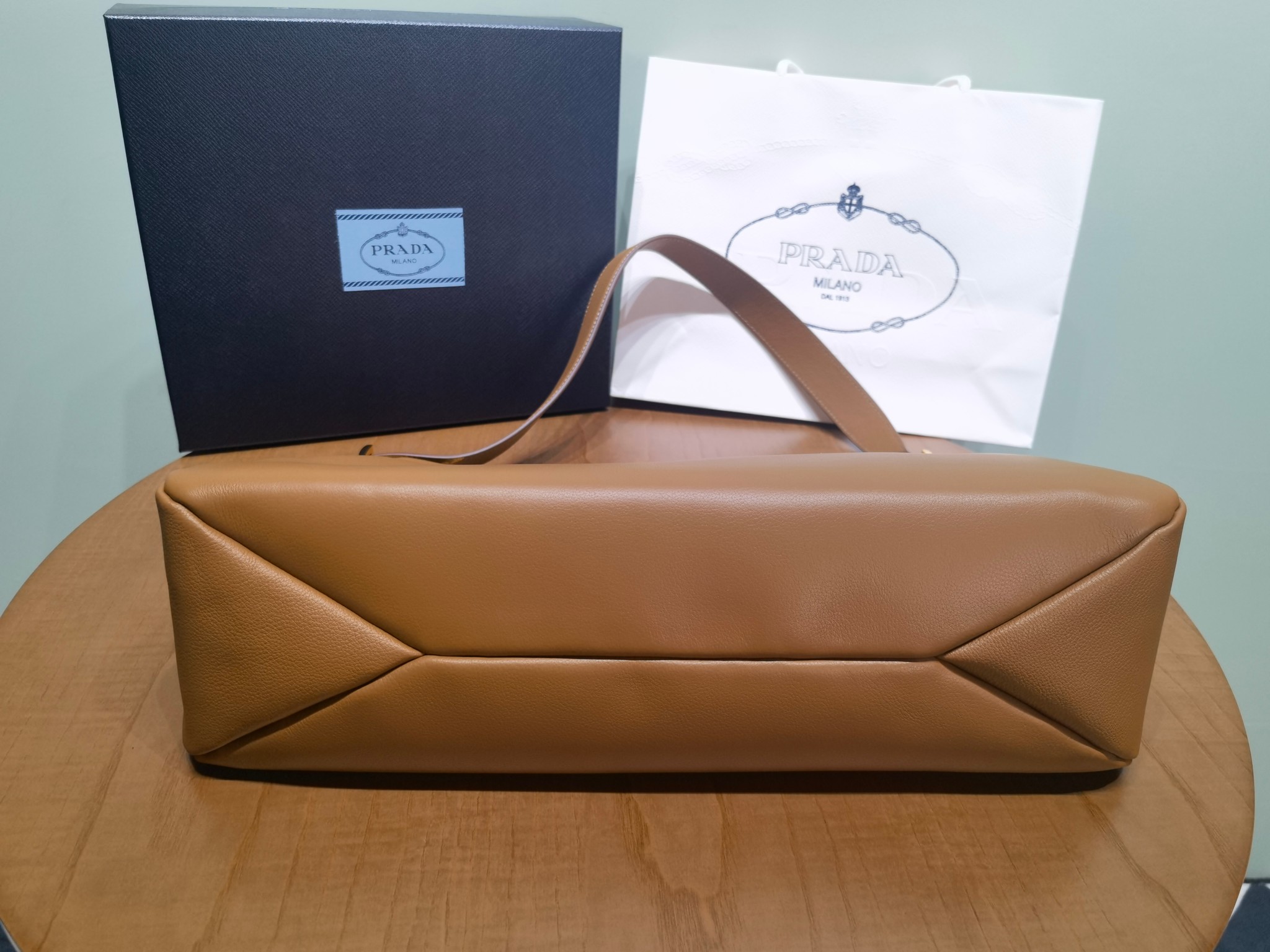 Prada Aim 1BC228 large leather shoulder bag 2 - Image 3