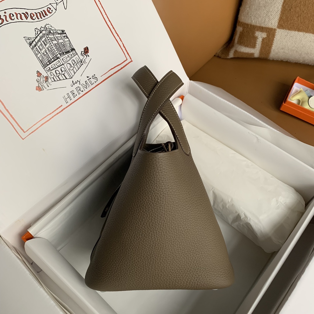 Hermès Picotin Lock 18 Etoupe Clemence Gold Hardware - Image 3