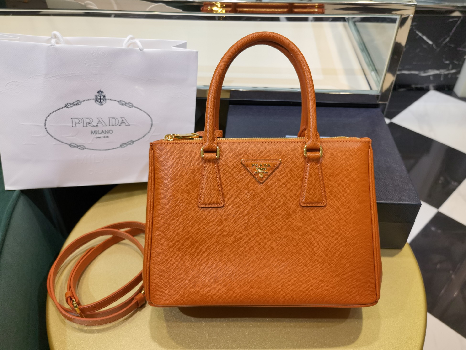 Prada Galleria 1BA863 medium leather bag 3