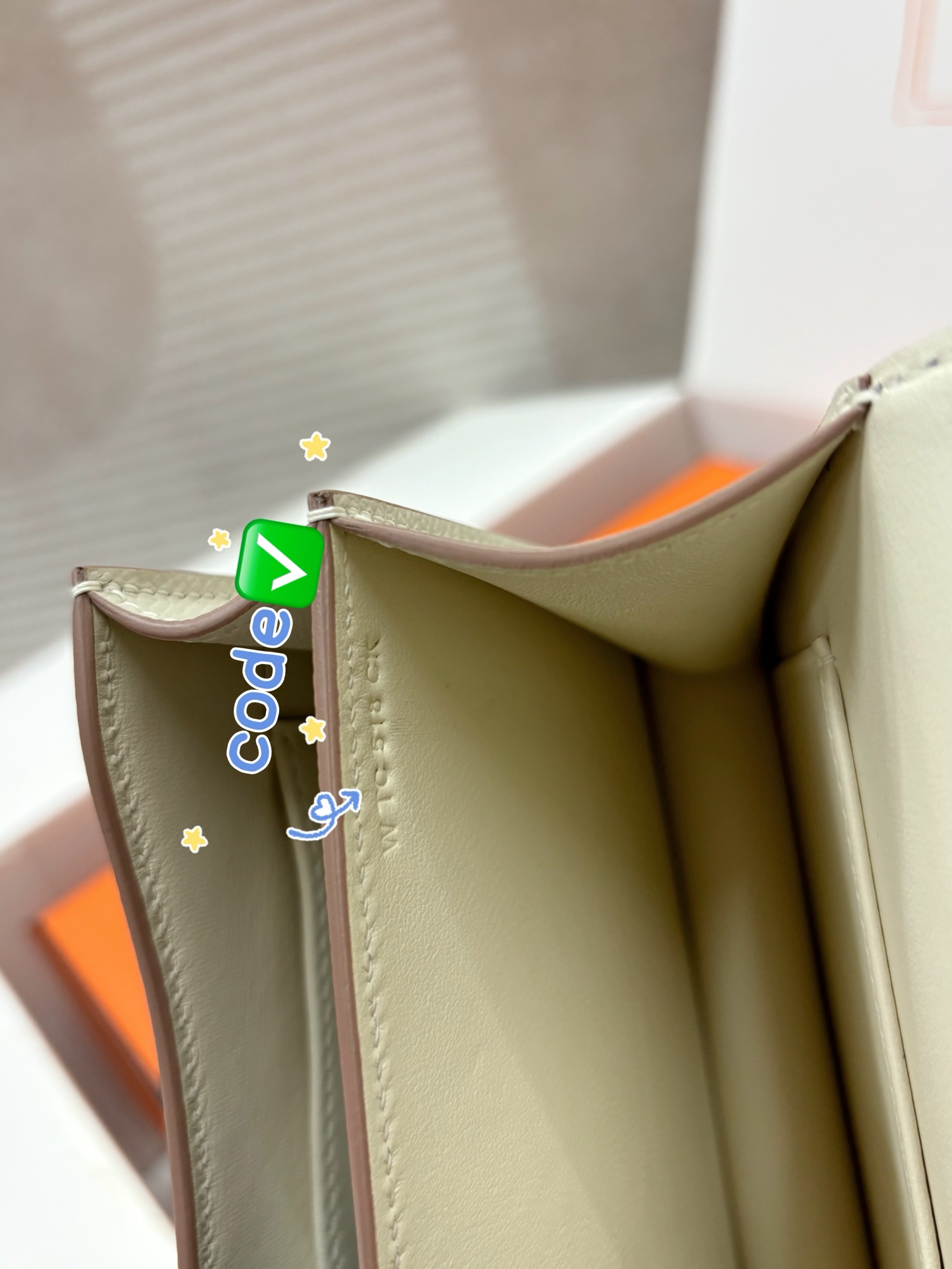 Hermès Constance 18 Craie Epsom Gold Hardware - Image 6