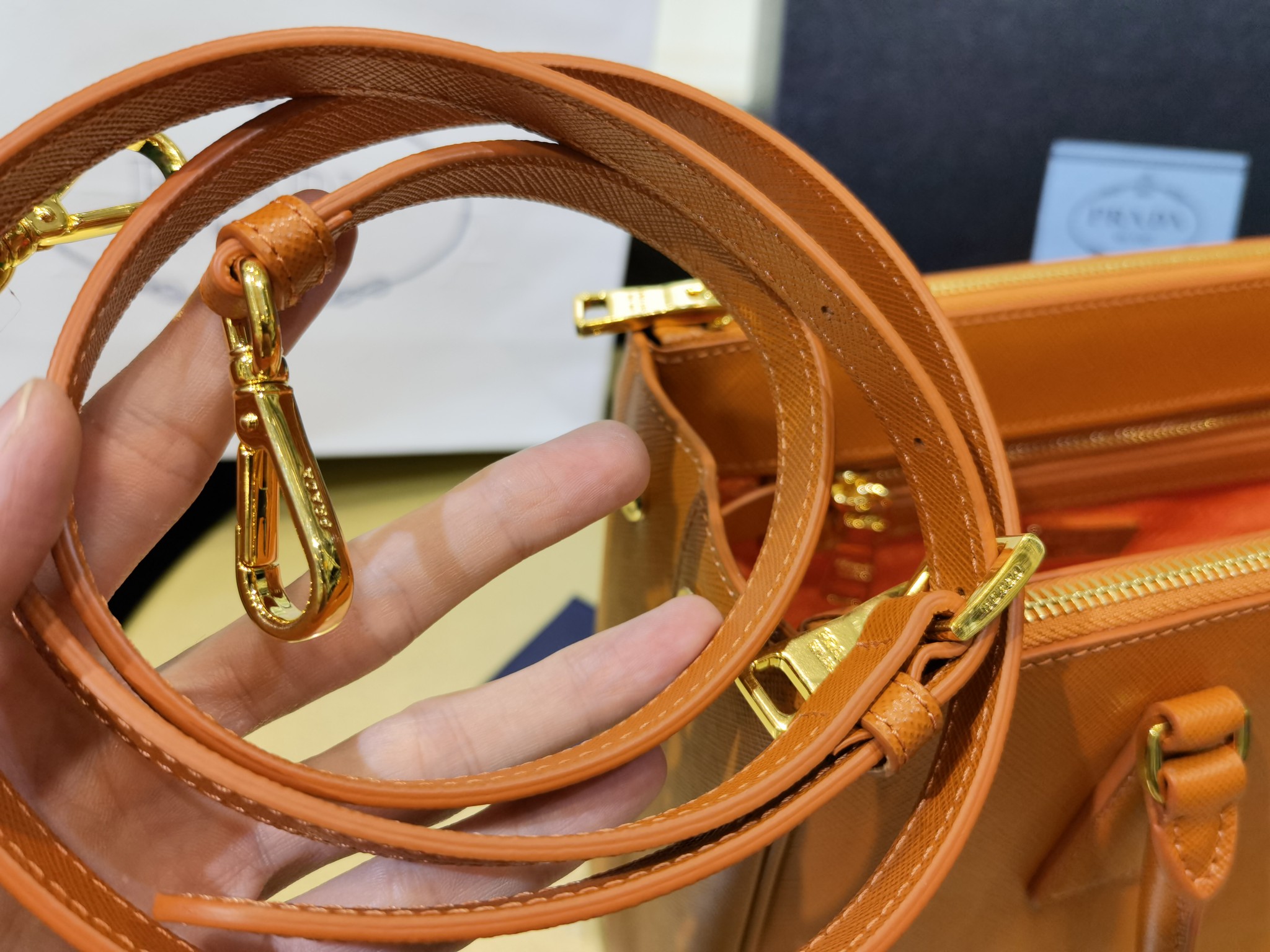 Prada Galleria 1BA863 medium leather bag 3 - Image 4