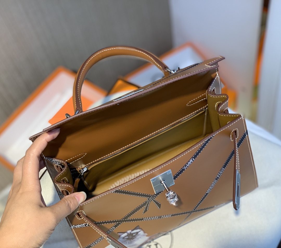 Hermès Kelly Sellier 28 Gold Box Leather Gold Hardware - Image 9