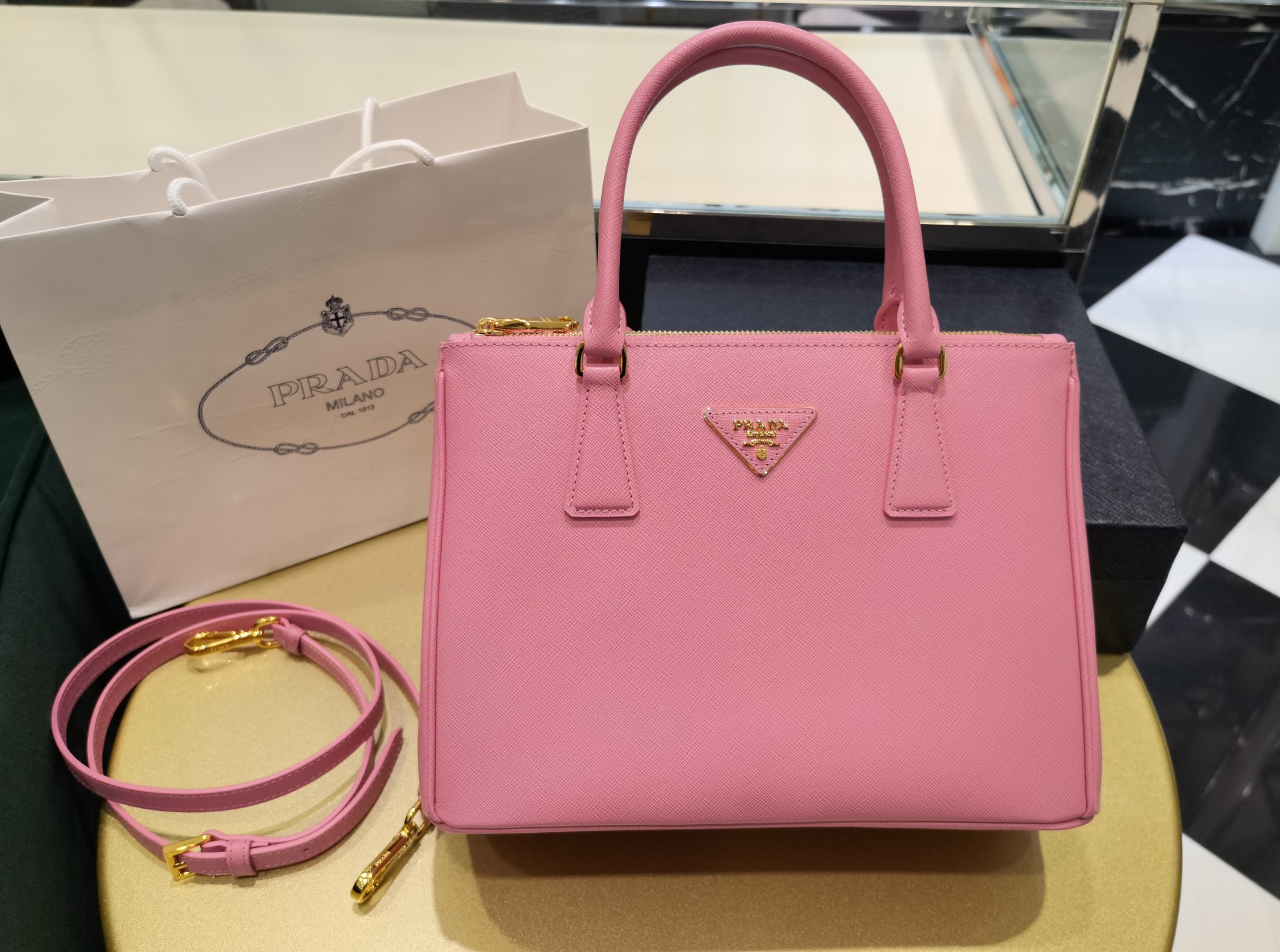 Prada Galleria 1BA863 medium leather bag 5