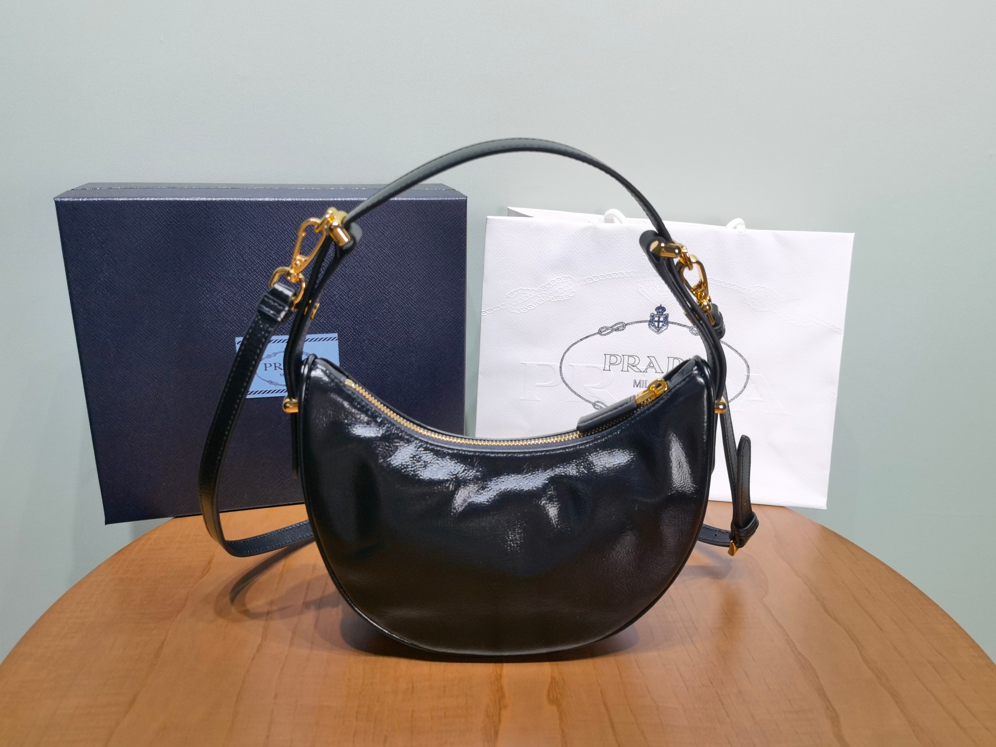 Prada 1BC194 Arqu leather small shoulder bag 8 - Image 4