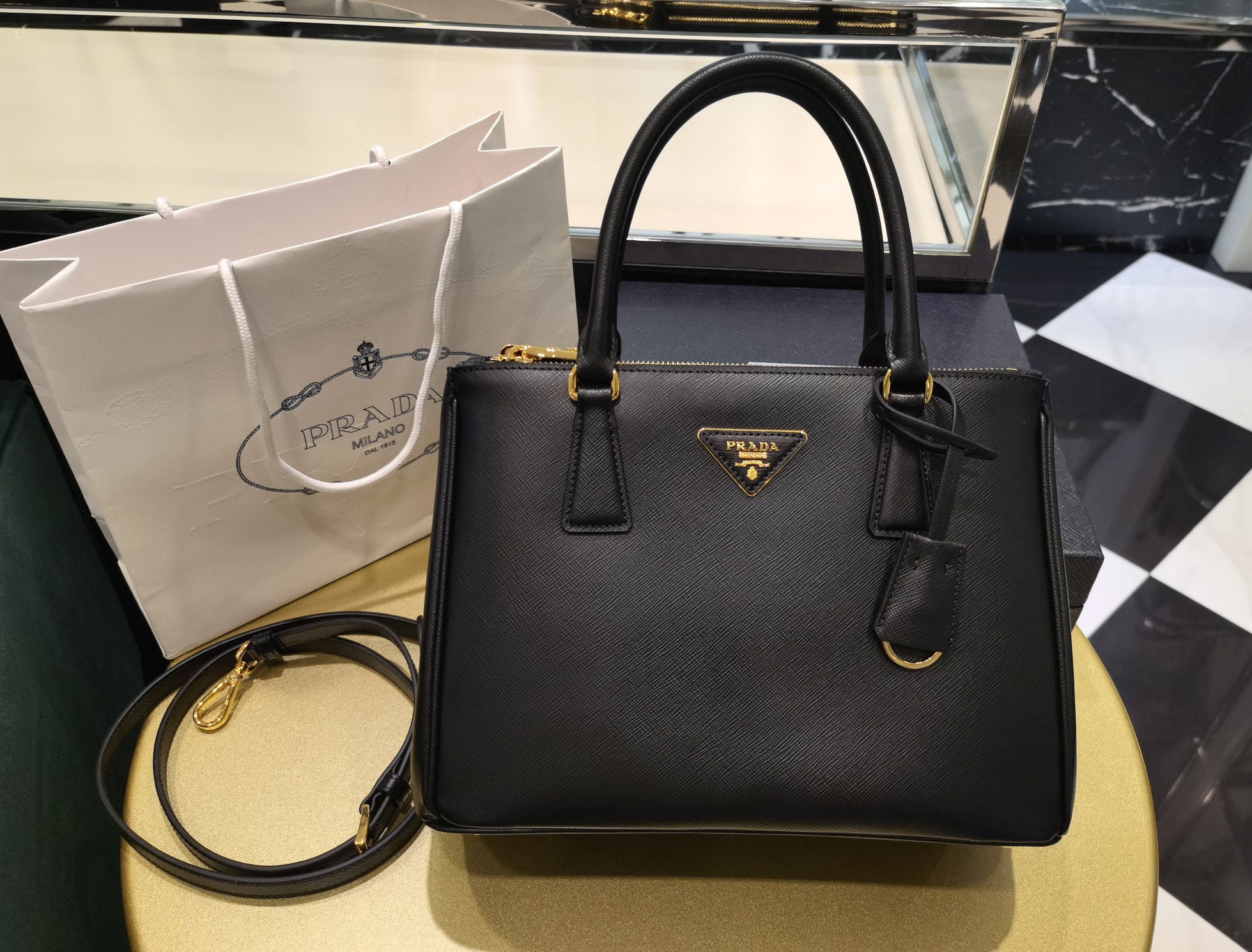 Prada Galleria 1BA863 medium leather bag 4