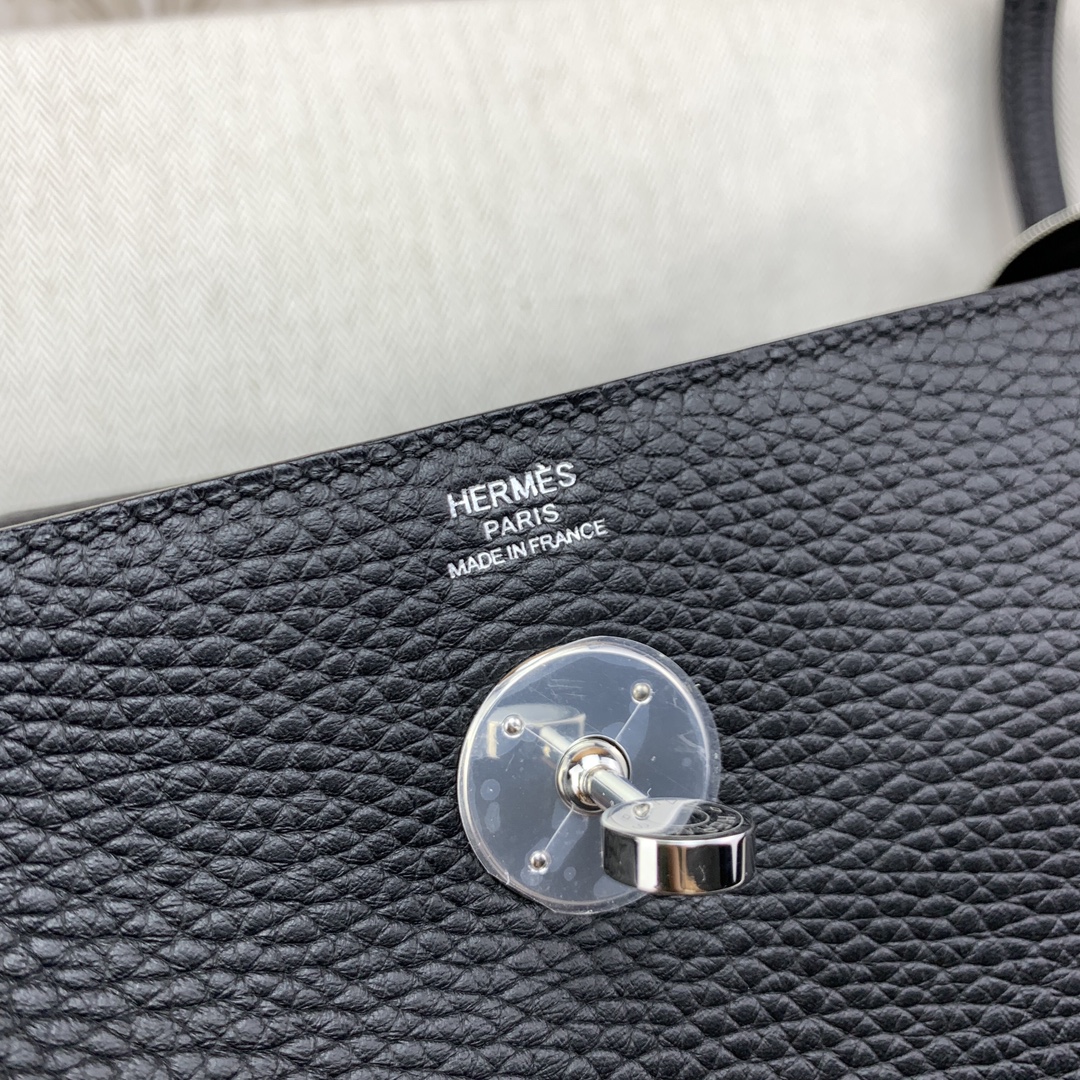 Hermès Lindy 26 Noir Clemence Palladium Hardware - Image 9