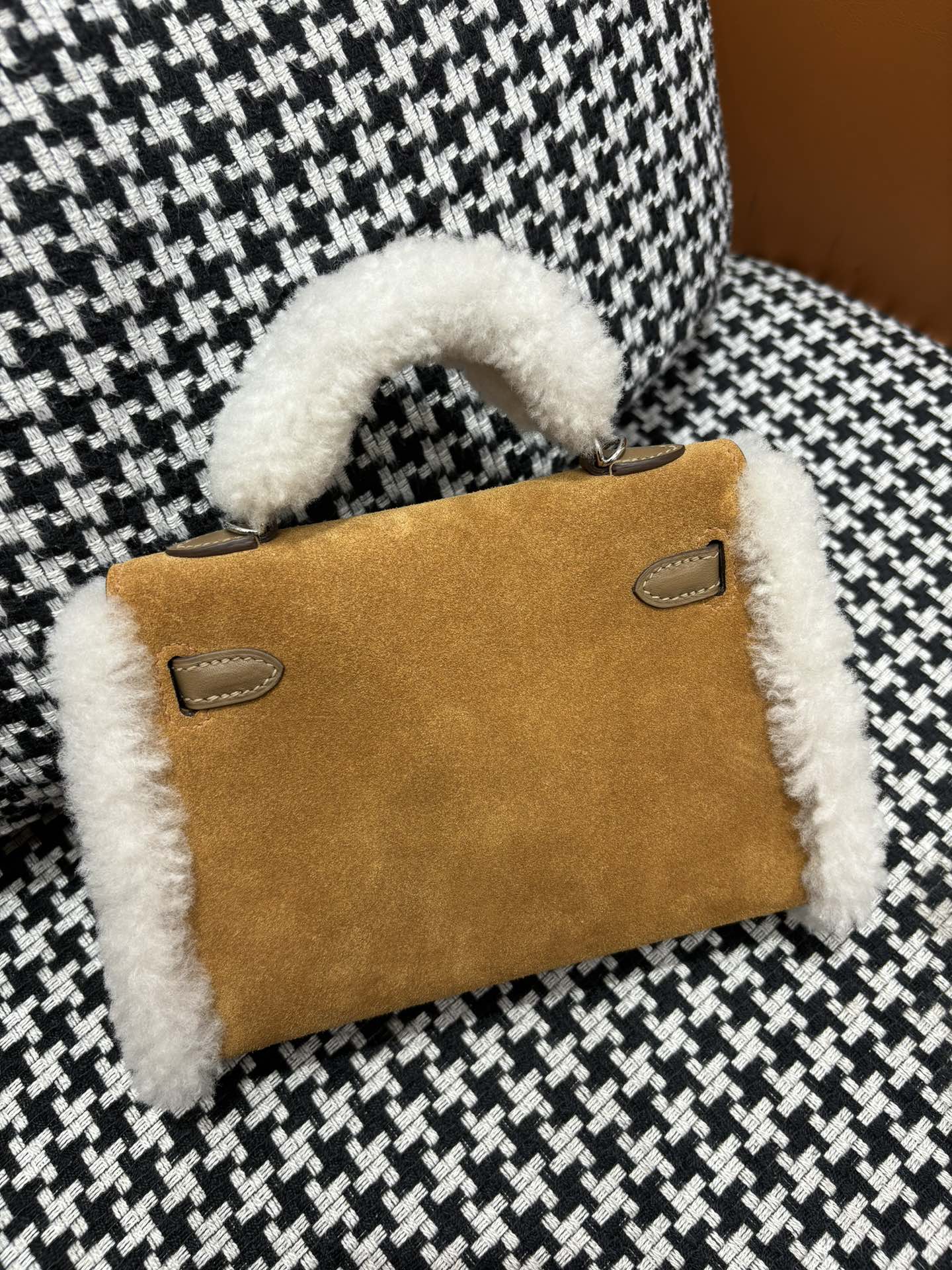 Hermès Kelly Sellier 20 Teddy Pluch and Gold Barenia Leather Palladium Hardware - Image 3