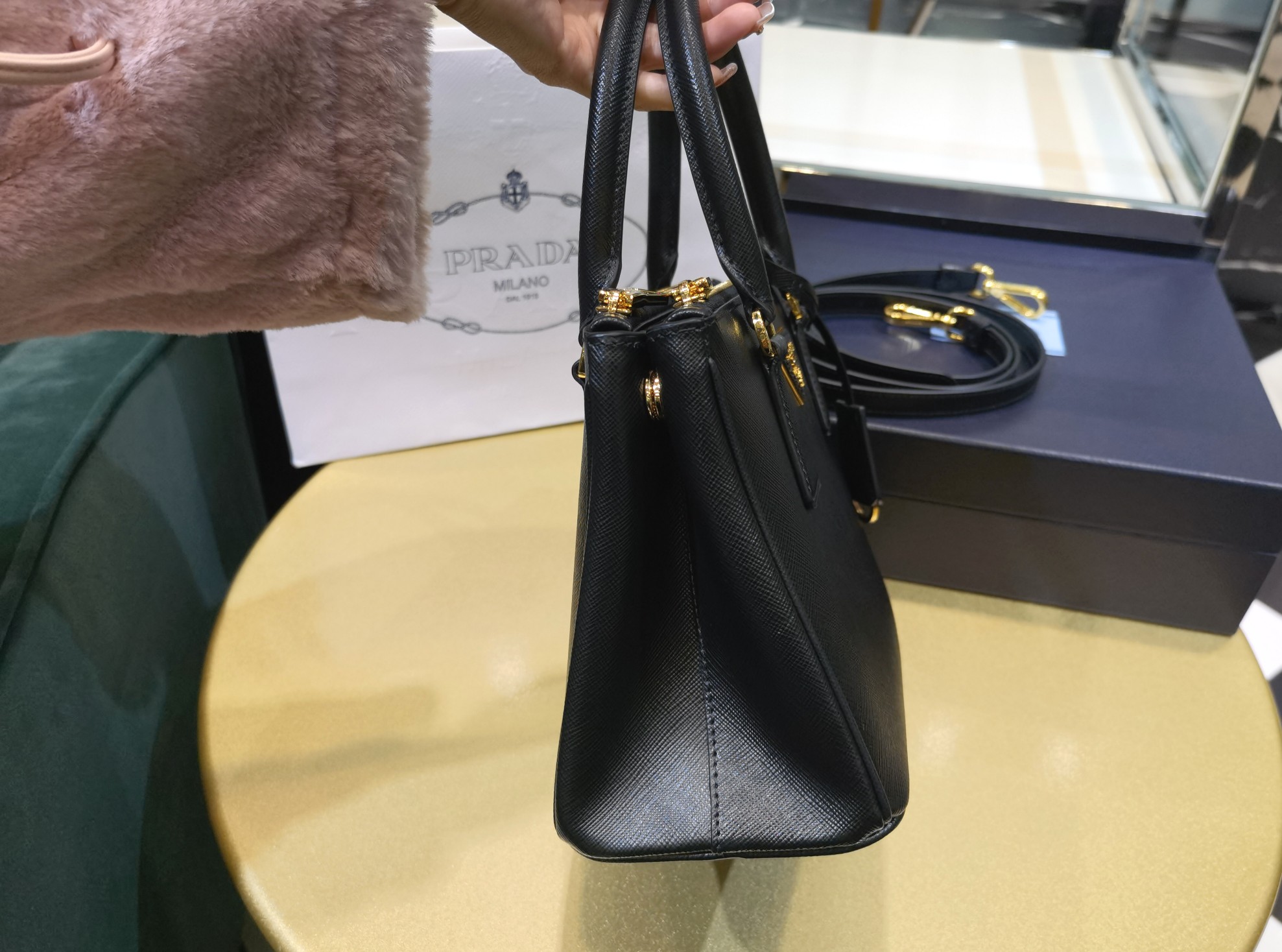 Prada Galleria 1BA896 small leather bag - Image 4