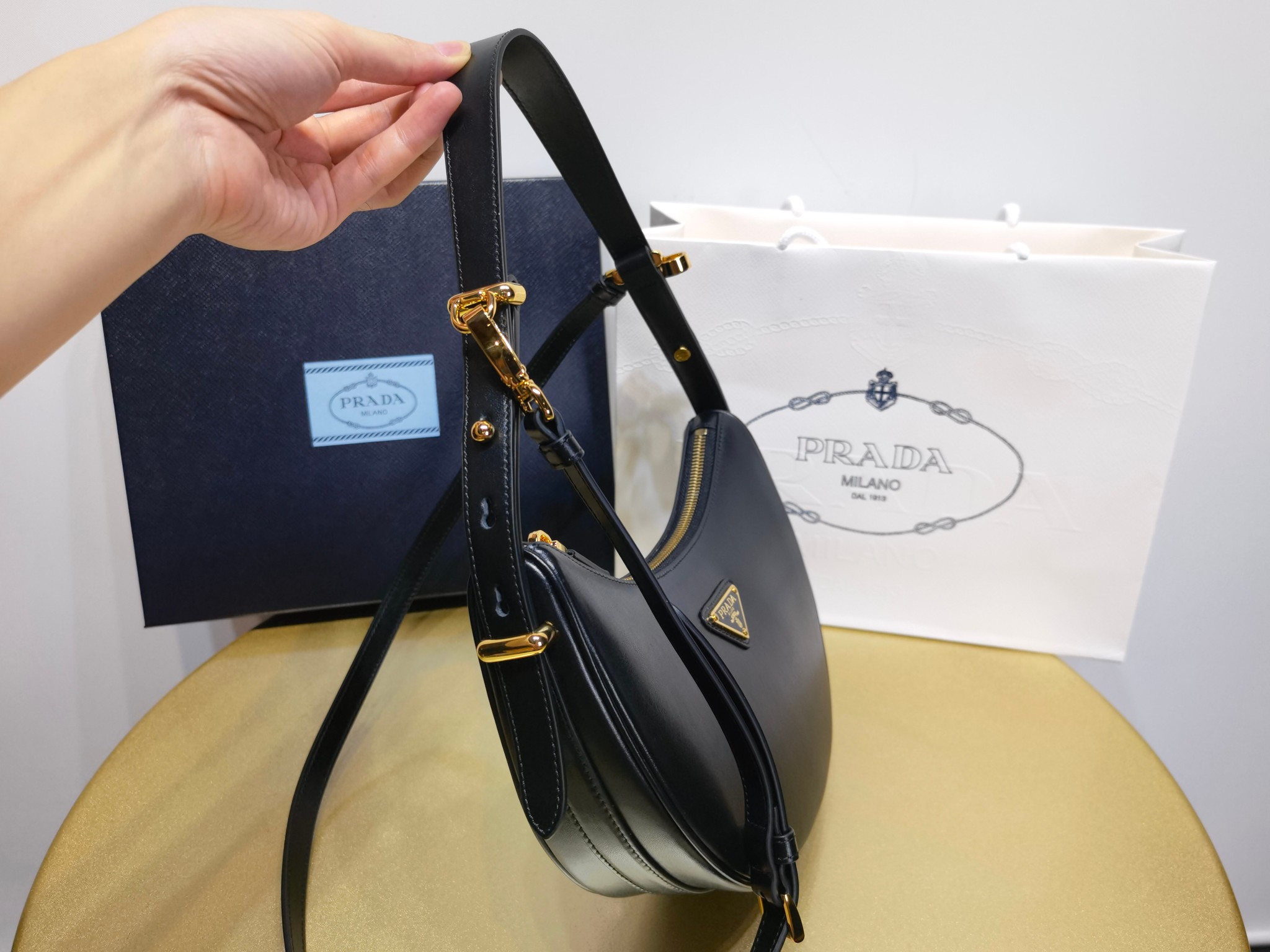 Prada 1BC194 Arqu leather small shoulder bag 9 - Image 4