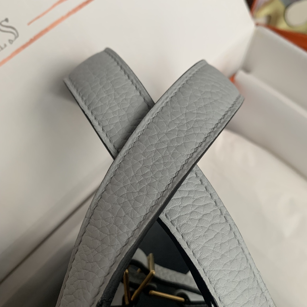 Hermès Picotin Lock 18 Blue Pale Clemence Gold Hardware - Image 7