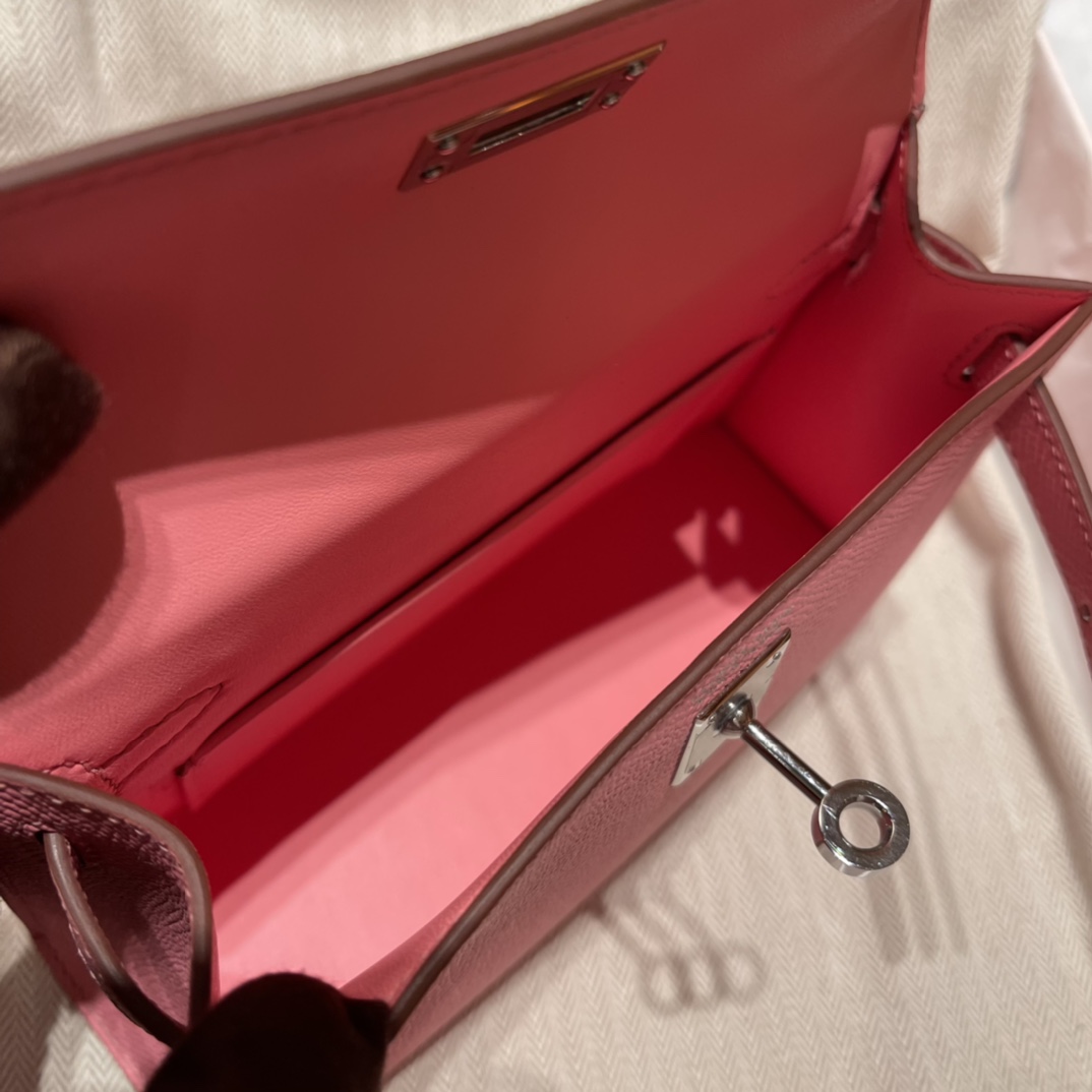 Hermès Kelly Sellier 20 Rose Confetti Epsom Leather Palladium Hardware - Image 7