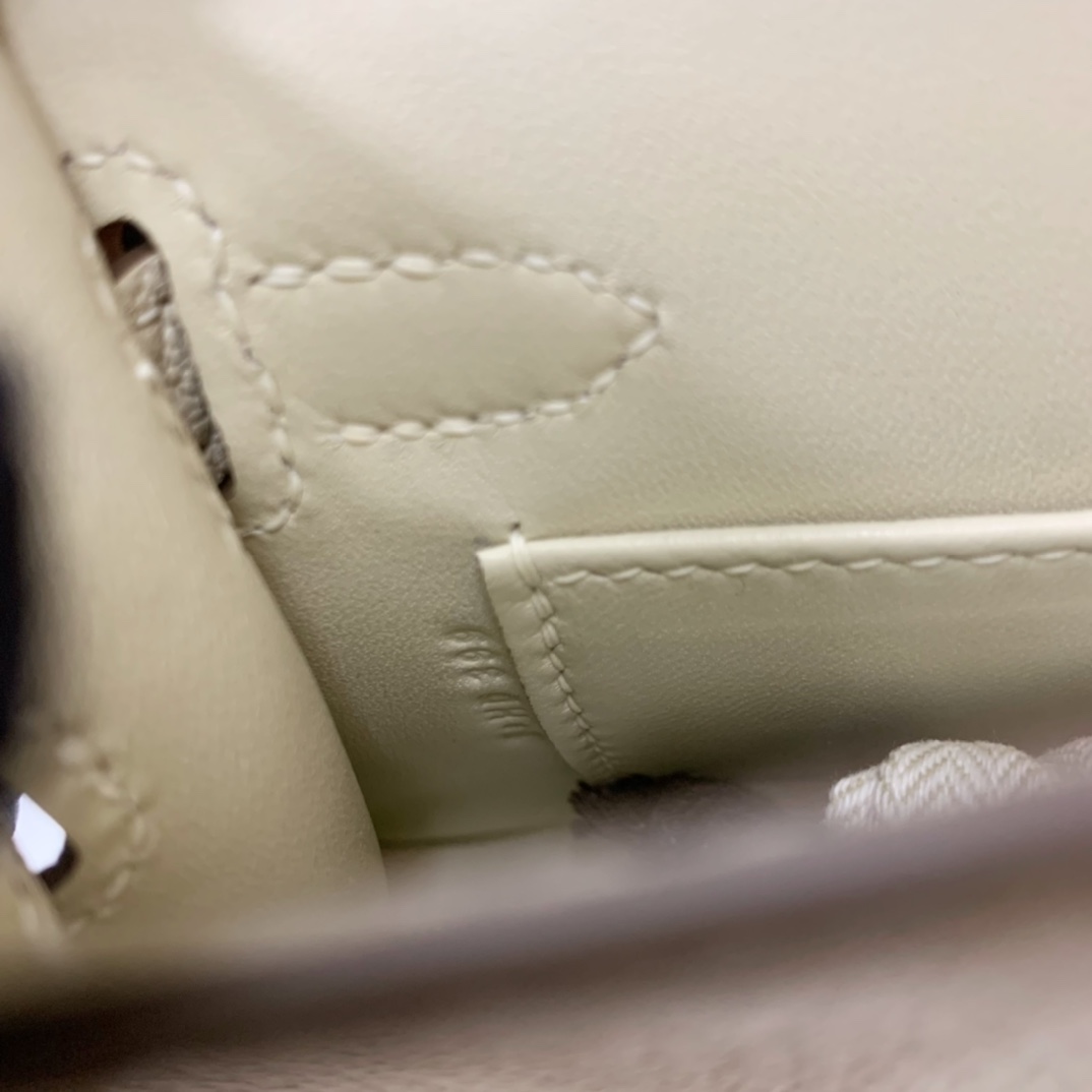 Hermès Kelly Sellier 20 Mushroom Goat Leather Palladium Hardware - Image 7