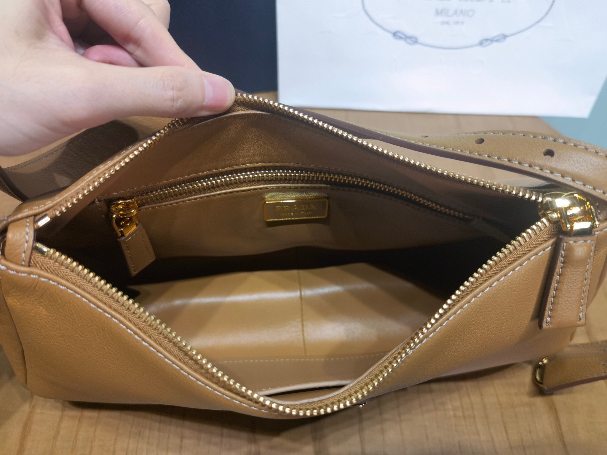 Prada Aim 1BC229 medium leather shoulder bag 2 - Image 3